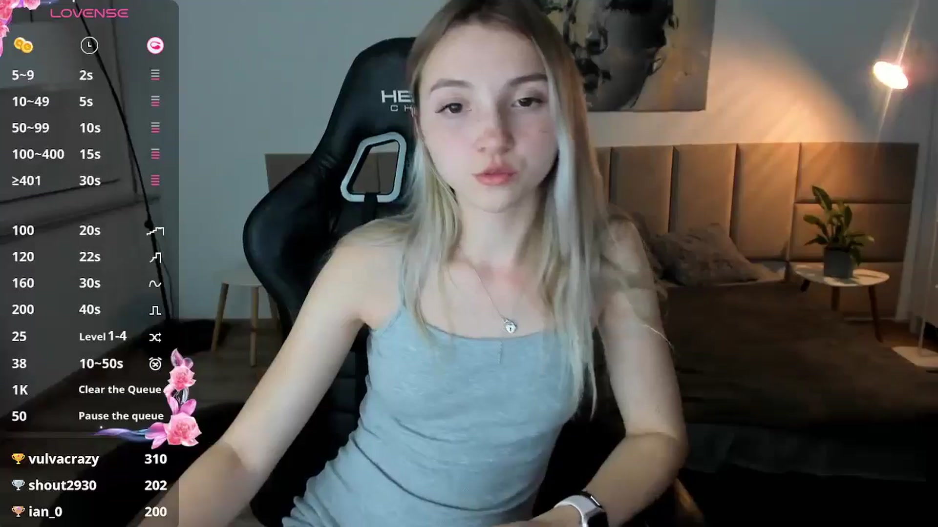 Gallery image thumbnail from Daisyy's myfreecams stream on, 10/17/2024, 17:20 image 8 of 20