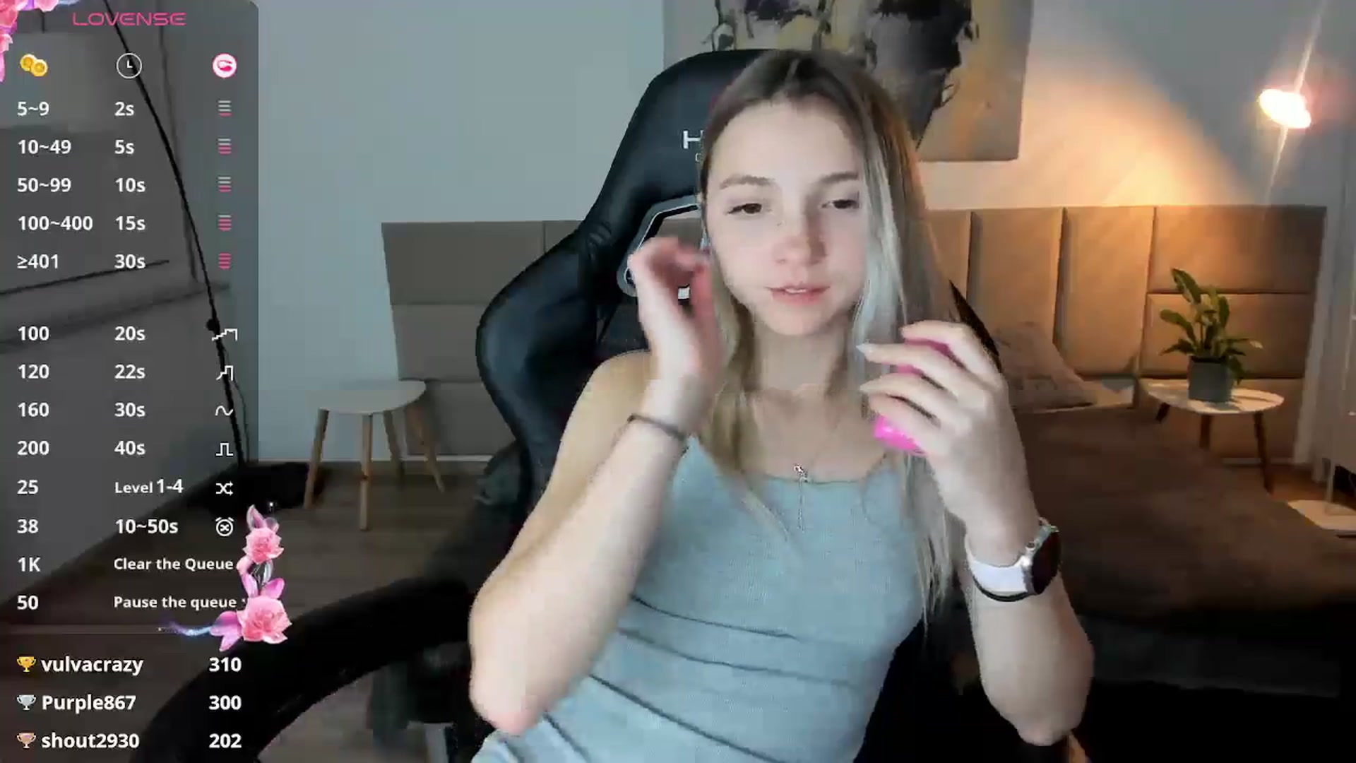 Gallery image thumbnail from Daisyy's myfreecams stream on, 10/17/2024, 18:25 image 3 of 20