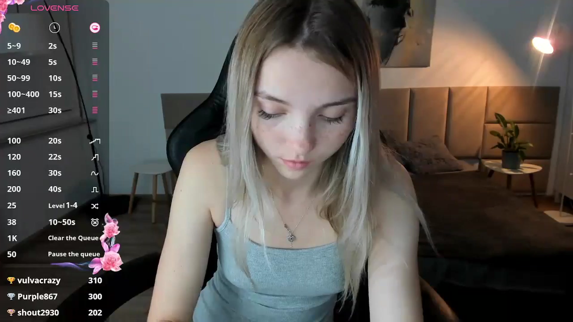 Gallery image thumbnail from Daisyy's myfreecams stream on, 10/17/2024, 19:16 image 13 of 20