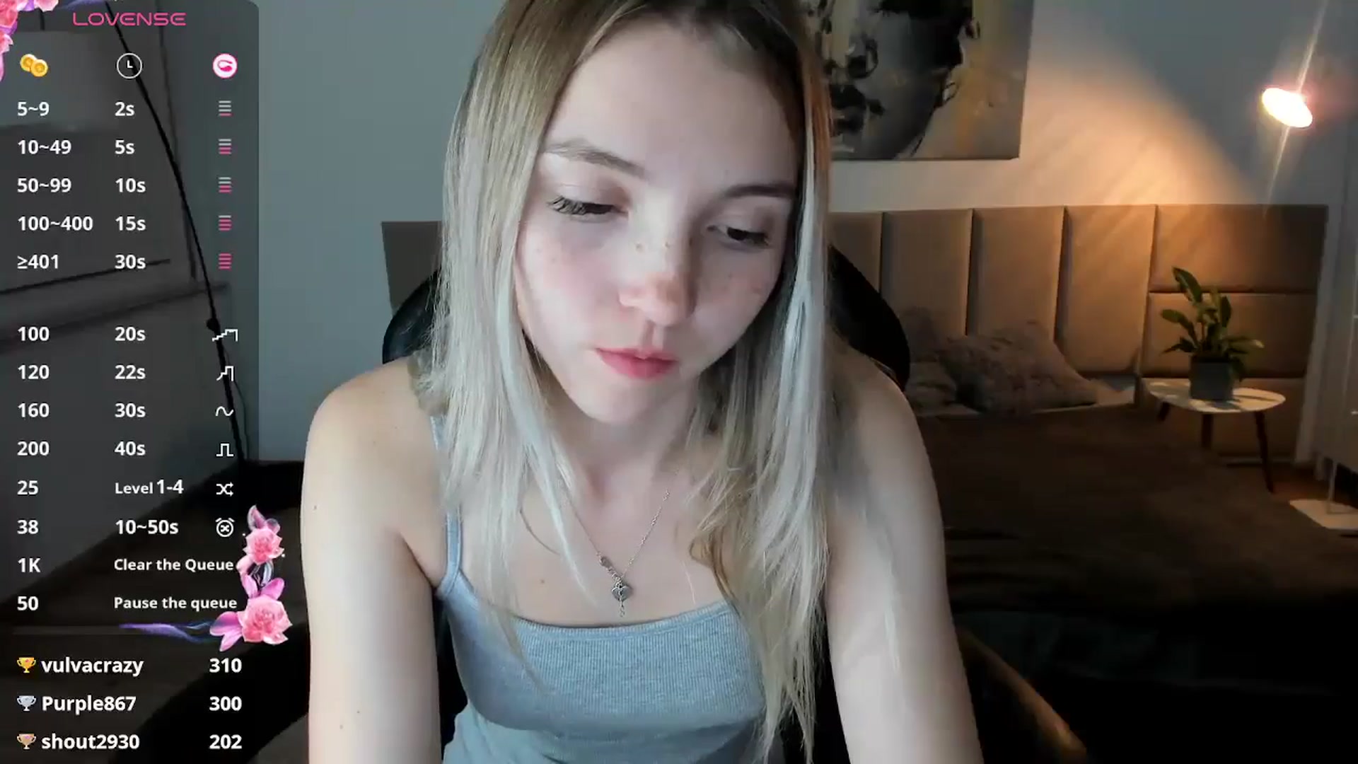 Gallery image thumbnail from Daisyy's myfreecams stream on, 10/17/2024, 19:16 image 15 of 20