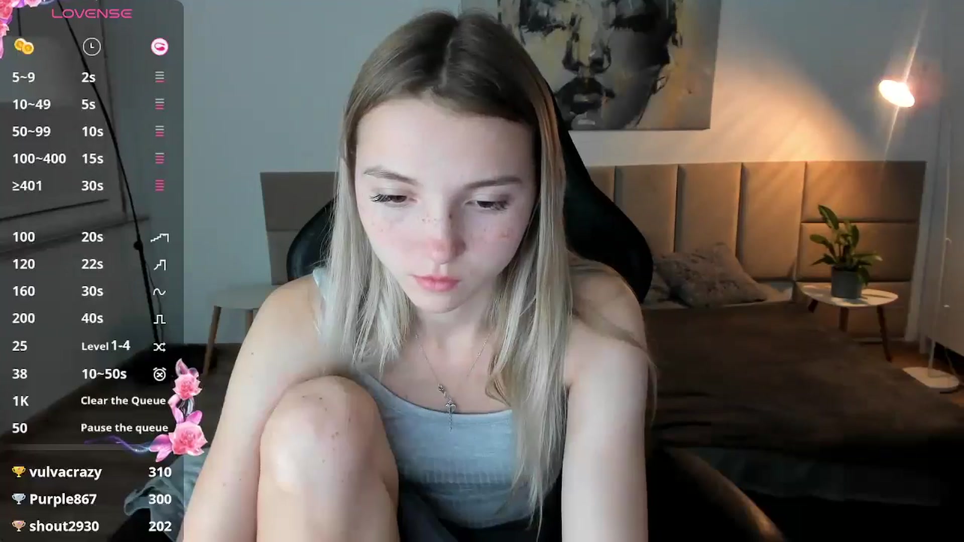 Gallery image thumbnail from Daisyy's myfreecams stream on, 10/17/2024, 20:15 image 12 of 20