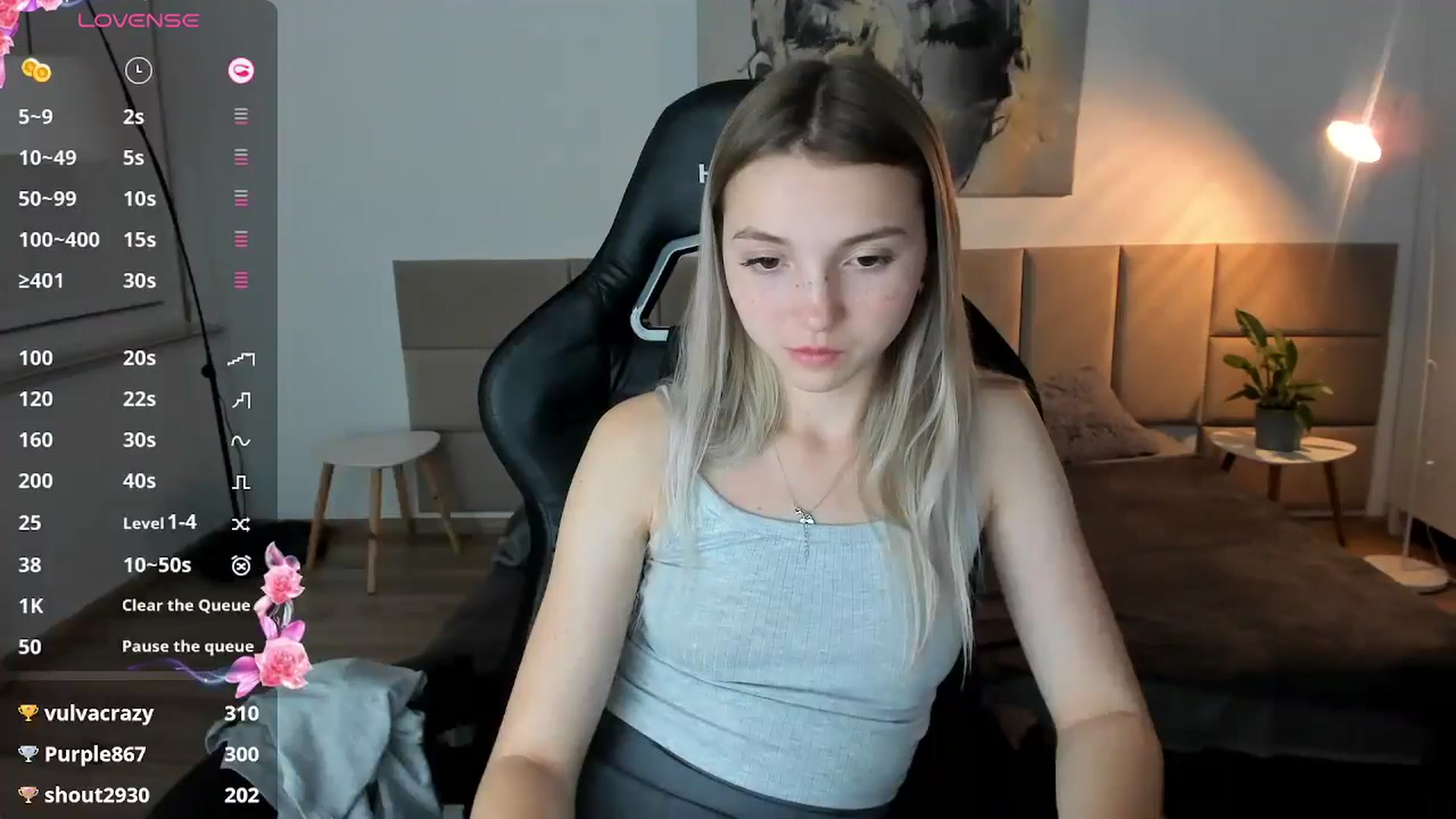 Gallery image thumbnail from Daisyy's myfreecams stream on, 10/17/2024, 20:15 image 7 of 20
