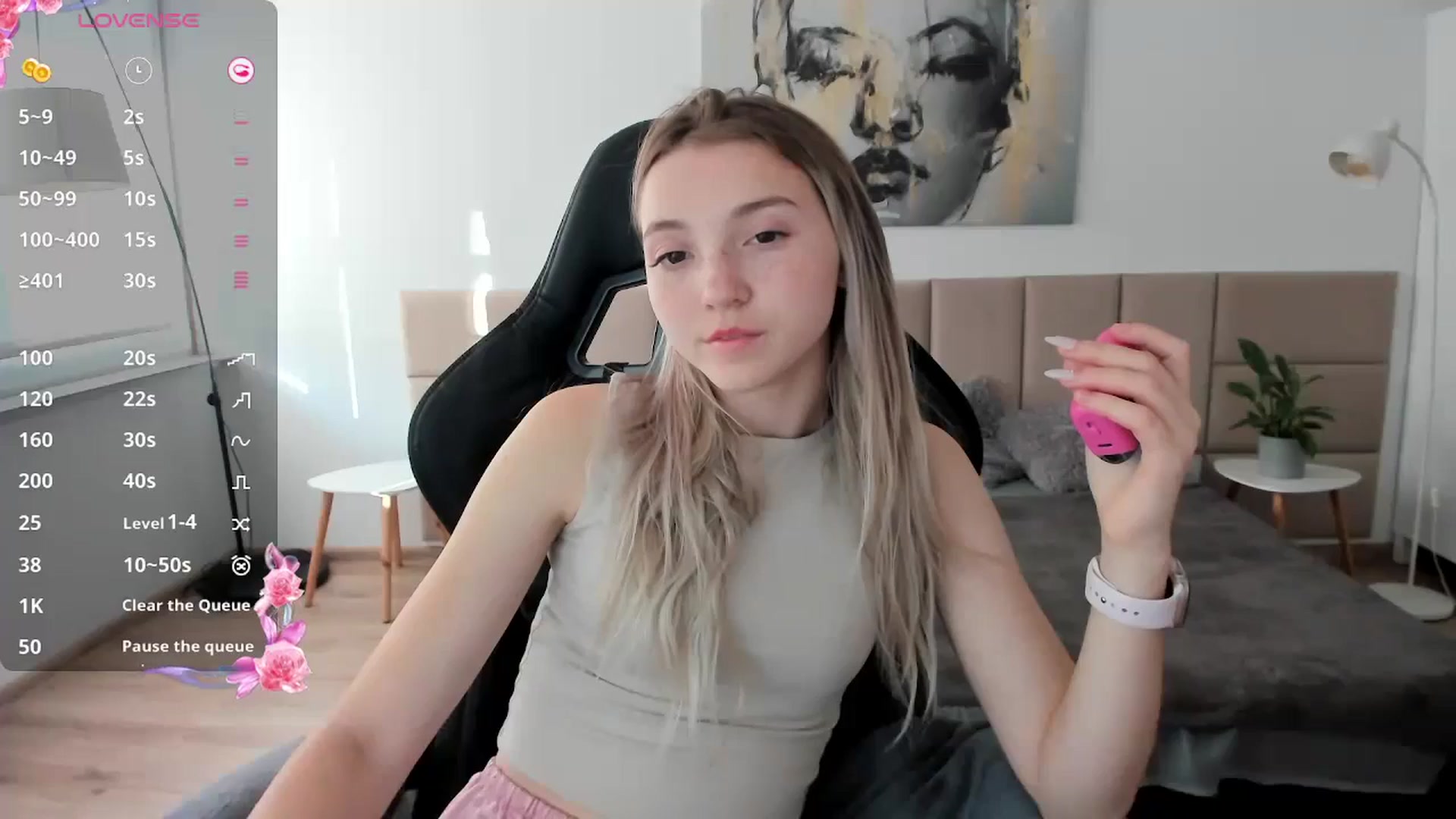 Gallery image thumbnail from Daisyy's myfreecams stream on, 10/18/2024, 14:03 image 19 of 20