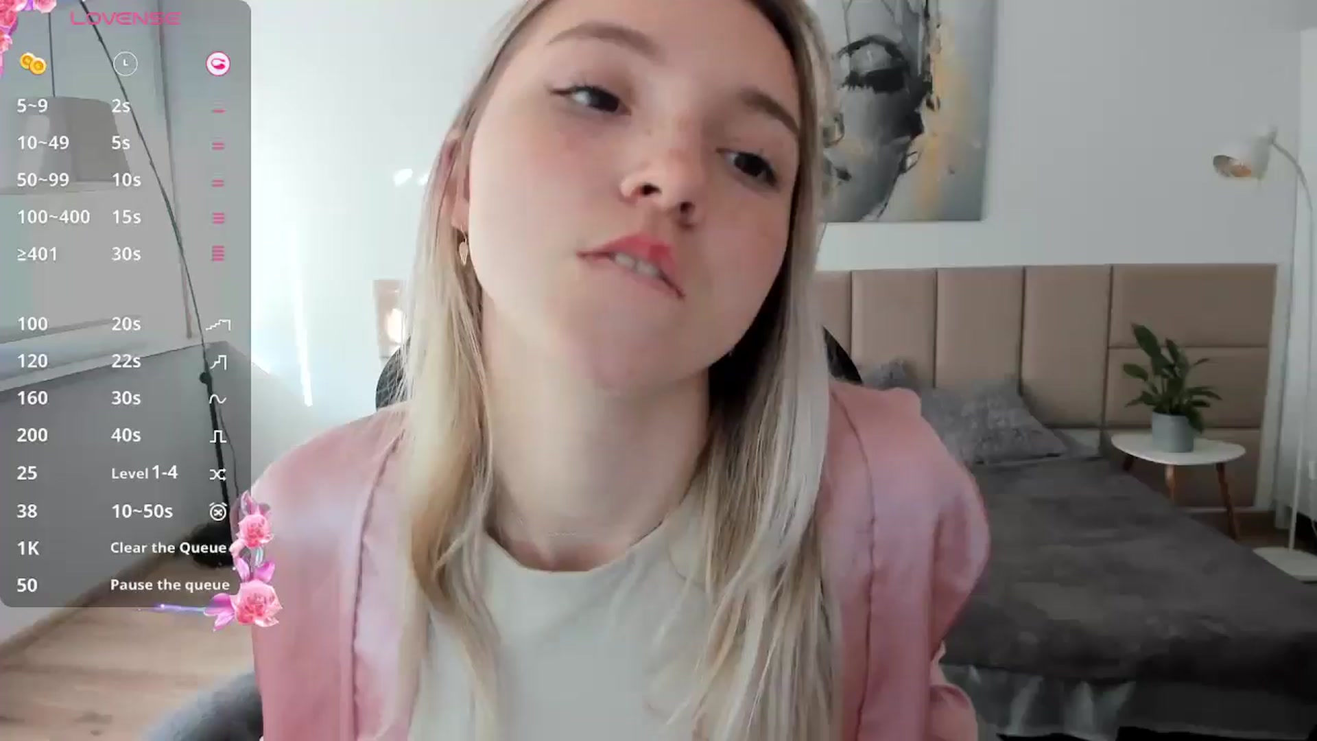 Gallery image thumbnail from Daisyy's myfreecams stream on, 10/18/2024, 14:03 image 1 of 20