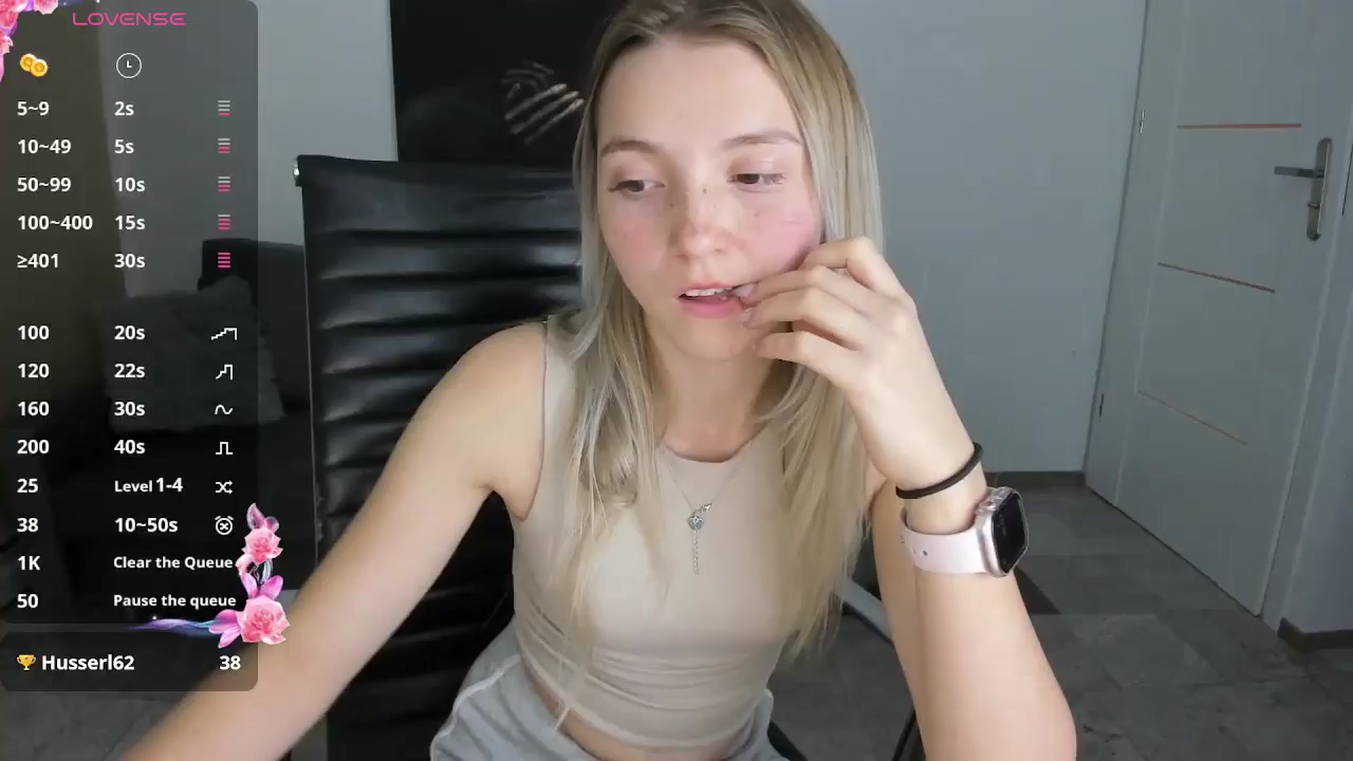 Gallery image thumbnail from Daisyy's myfreecams stream on, 10/18/2024, 16:15 image 6 of 20