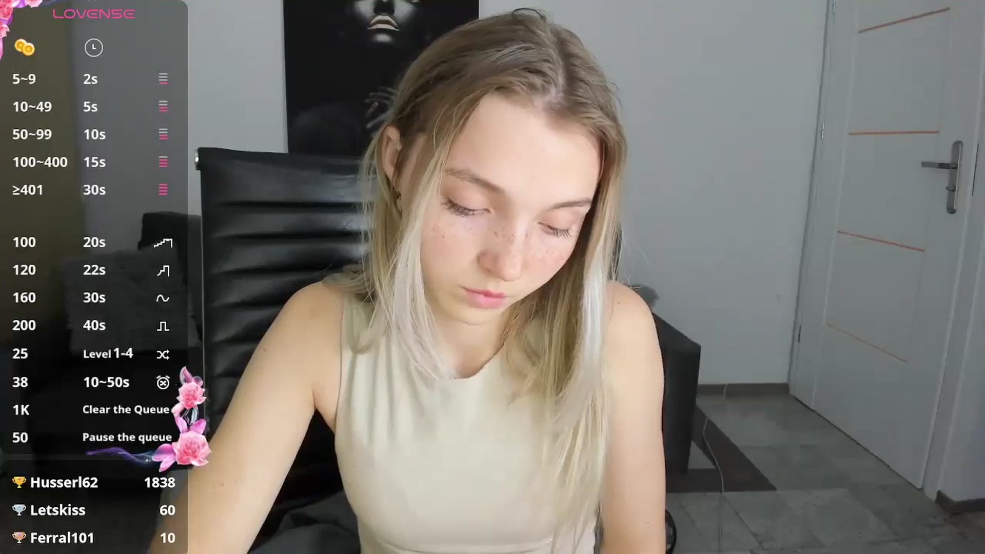 Gallery image thumbnail from Daisyy's myfreecams stream on, 10/18/2024, 17:26 image 7 of 20