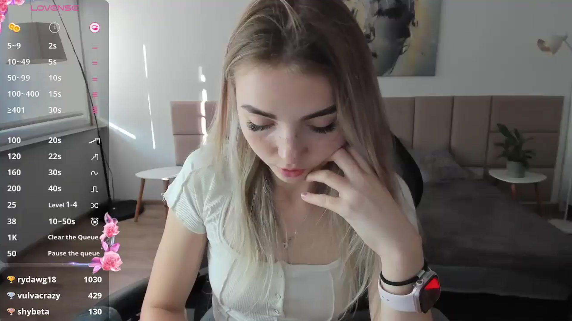 Gallery image thumbnail from Daisyy's myfreecams stream on, 10/19/2024, 14:29 image 13 of 20