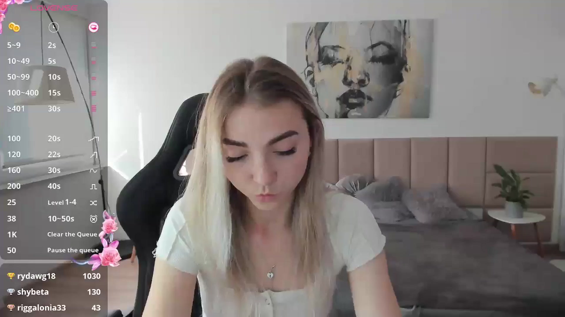 Gallery image thumbnail from Daisyy's myfreecams stream on, 10/19/2024, 14:29 image 7 of 20