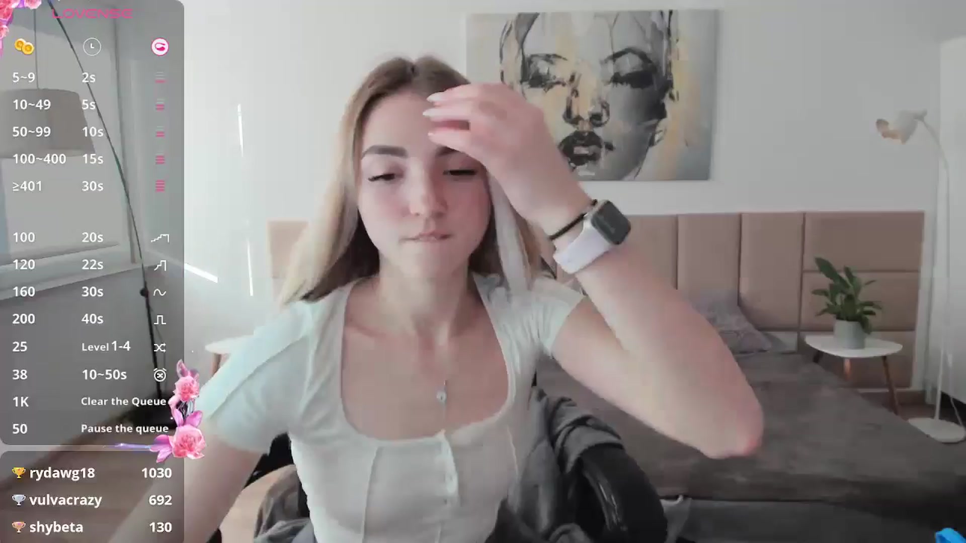 Gallery image thumbnail from Daisyy's myfreecams stream on, 10/19/2024, 14:29 image 17 of 20