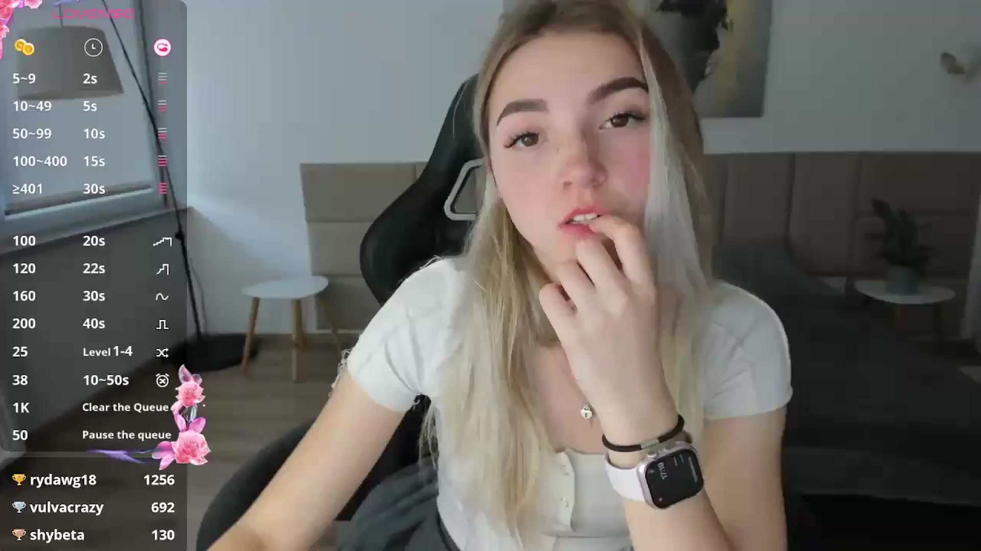Gallery image thumbnail from Daisyy's myfreecams stream on, 10/19/2024, 15:50 image 10 of 20