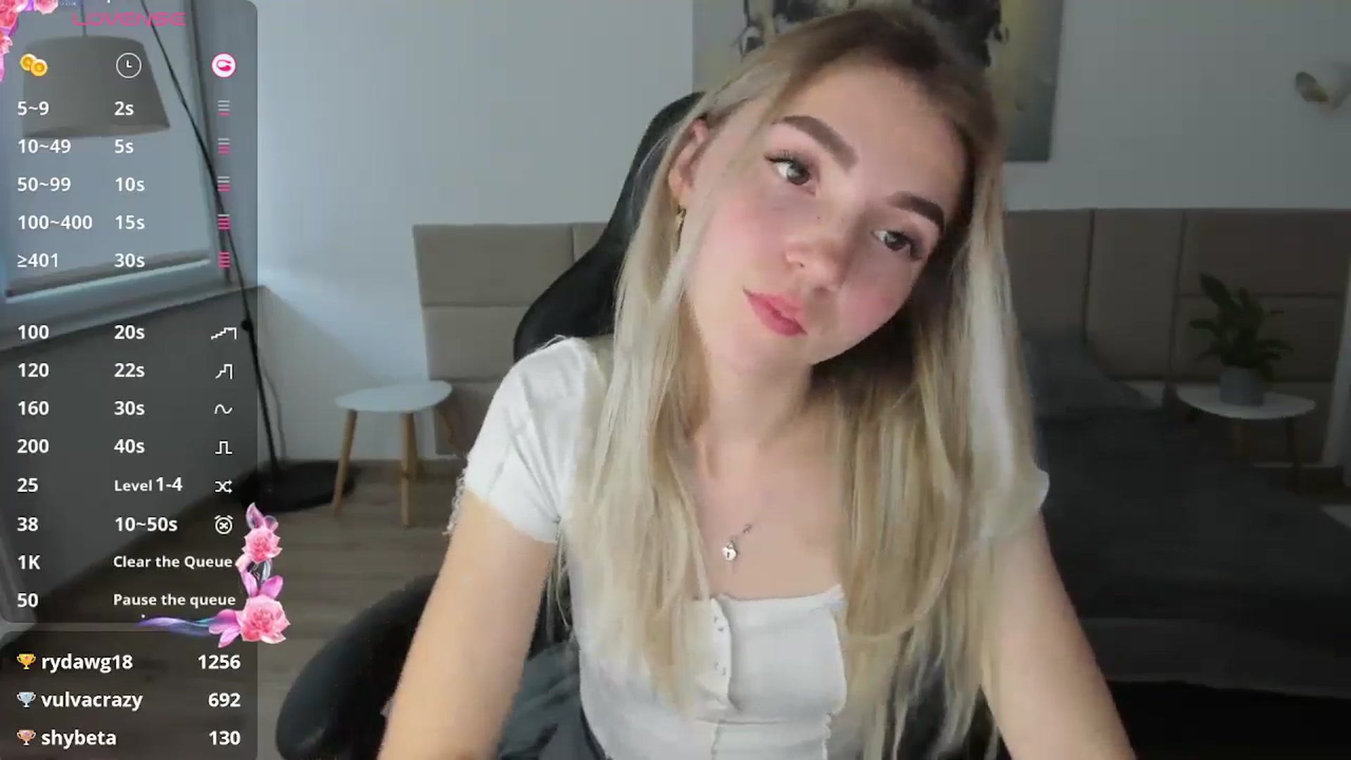 Gallery image thumbnail from Daisyy's myfreecams stream on, 10/19/2024, 15:50 image 11 of 20
