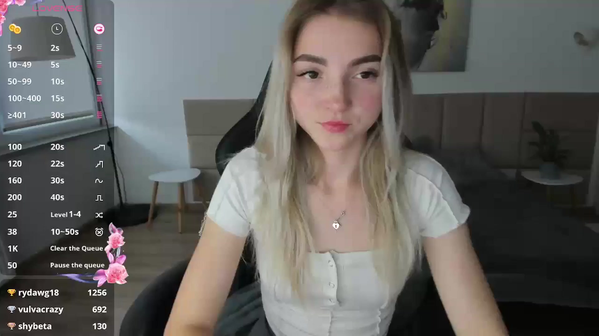 Gallery image thumbnail from Daisyy's myfreecams stream on, 10/19/2024, 15:50 image 9 of 20