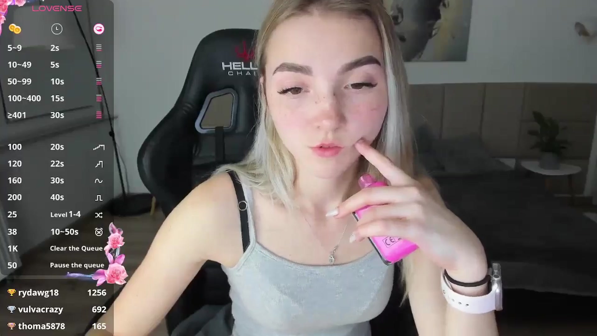 Gallery image thumbnail from Daisyy's myfreecams stream on, 10/19/2024, 16:19 image 4 of 20
