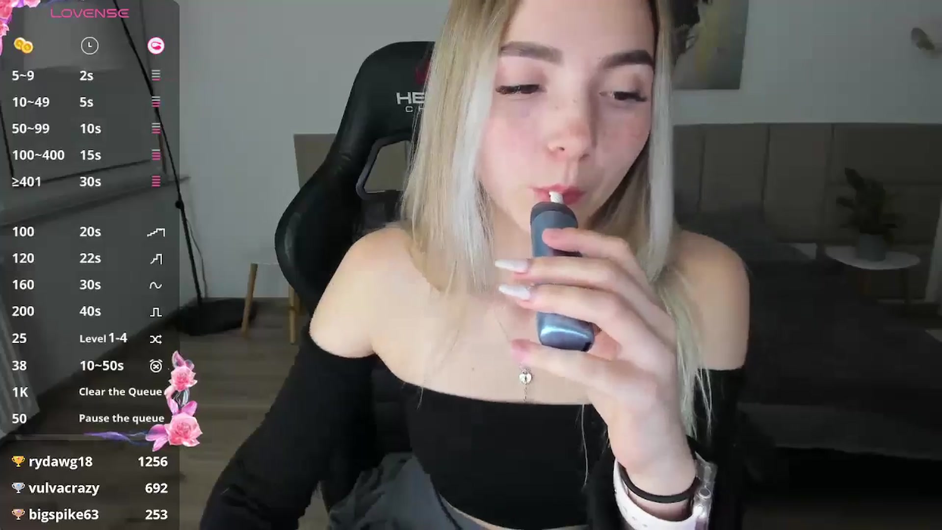 Gallery image thumbnail from Daisyy's myfreecams stream on, 10/19/2024, 16:56 image 4 of 20