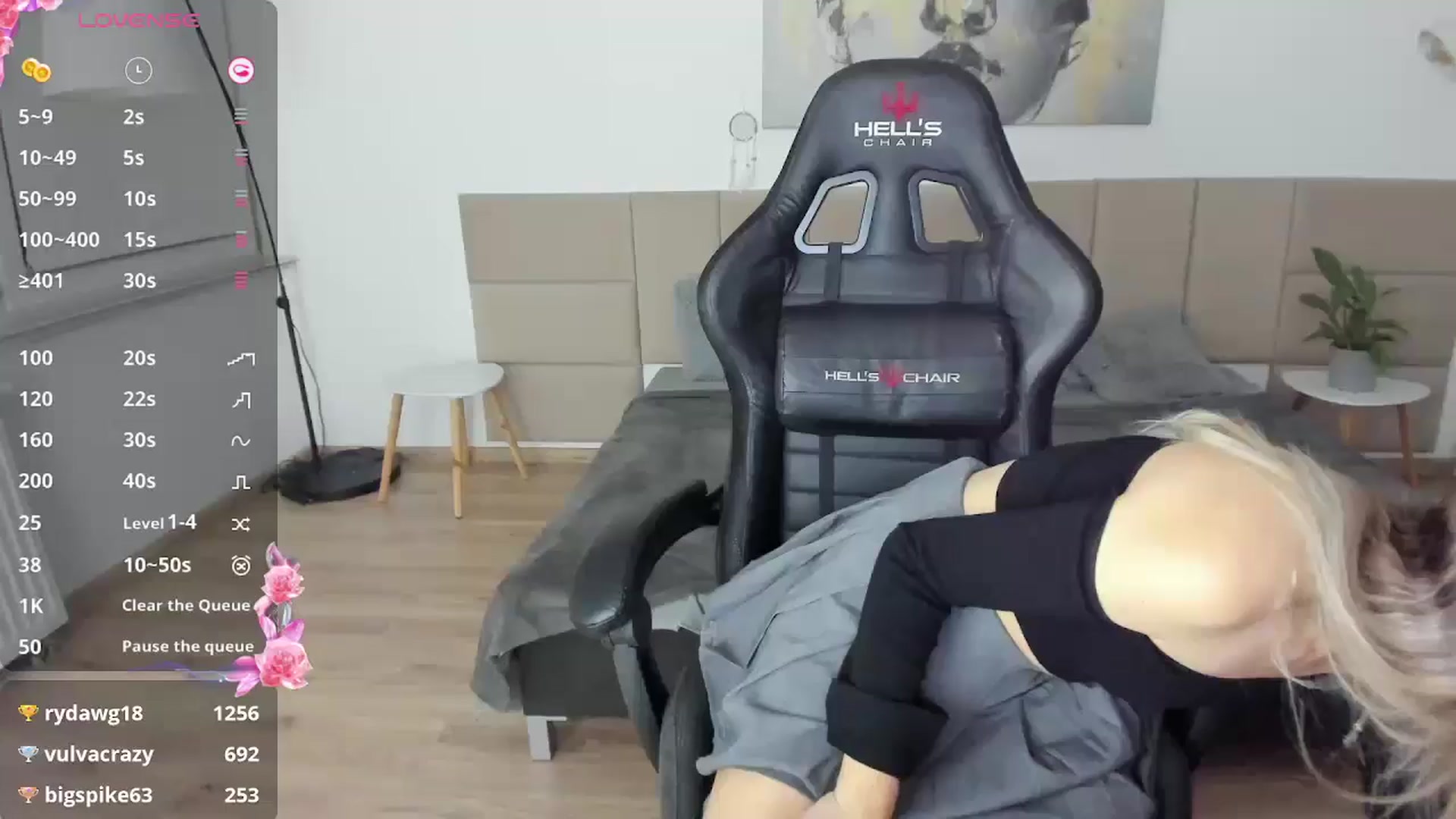 Gallery image thumbnail from Daisyy's myfreecams stream on, 10/19/2024, 16:56 image 9 of 20