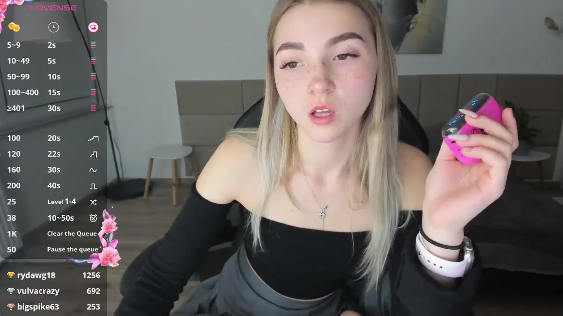 Gallery image thumbnail from Daisyy's myfreecams stream on, 10/19/2024, 16:56 image 6 of 20