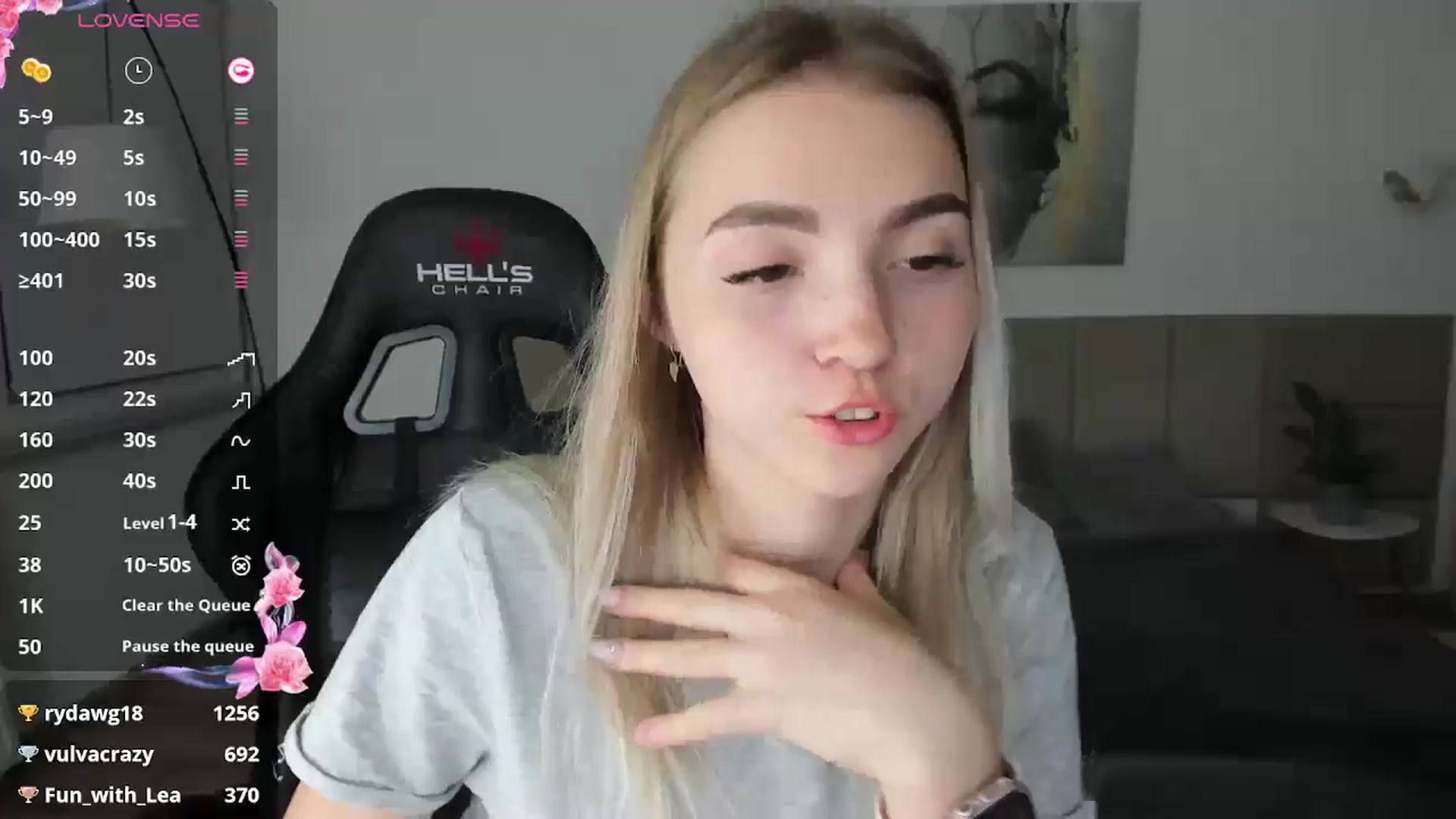 Gallery image thumbnail from Daisyy's myfreecams stream on, 10/19/2024, 18:23 image 14 of 20