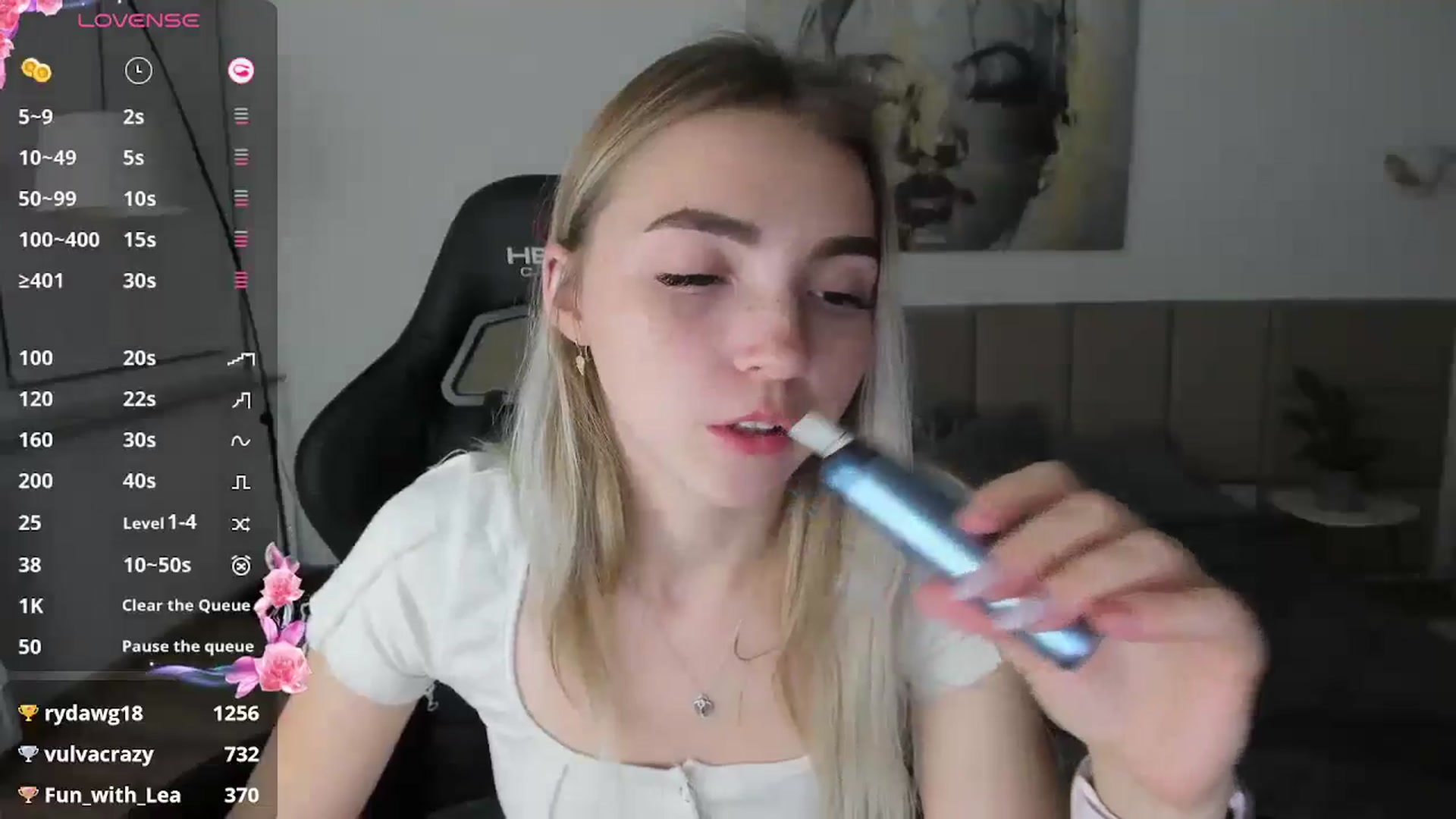 Gallery image thumbnail from Daisyy's myfreecams stream on, 10/19/2024, 19:40 image 11 of 20