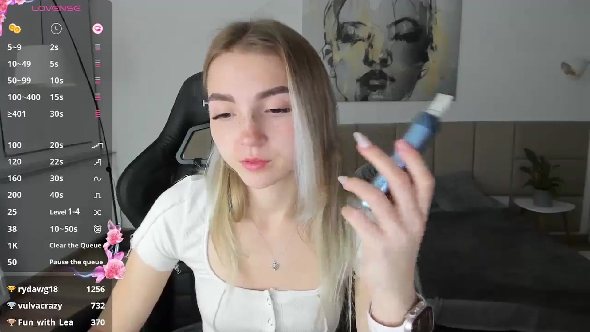 Gallery image thumbnail from Daisyy's myfreecams stream on, 10/19/2024, 19:40 image 7 of 20