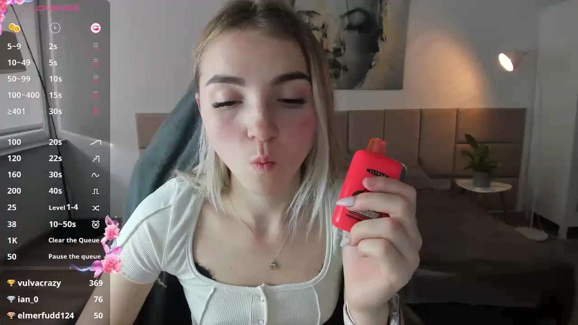 Gallery image thumbnail from Daisyy's myfreecams stream on, 10/20/2024, 15:25 image 1 of 20