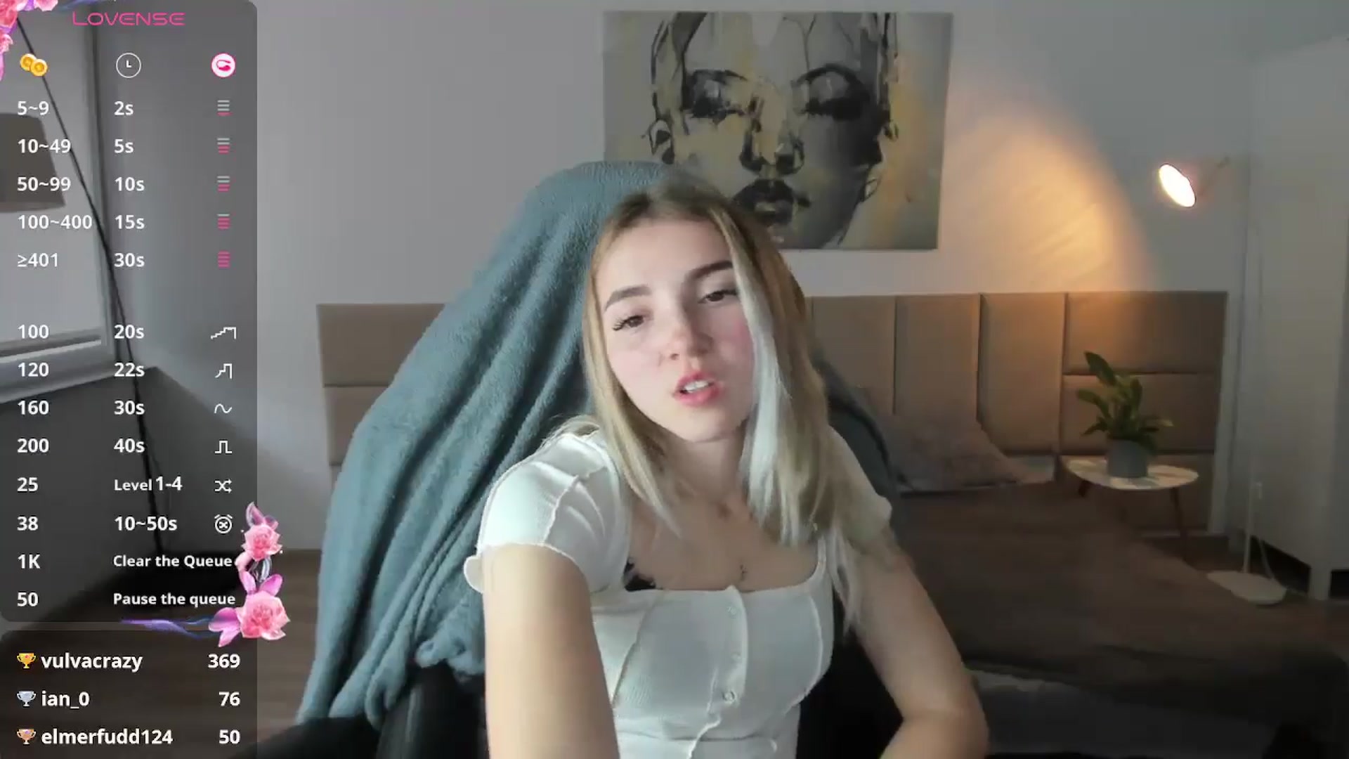 Gallery image thumbnail from Daisyy's myfreecams stream on, 10/20/2024, 15:25 image 11 of 20