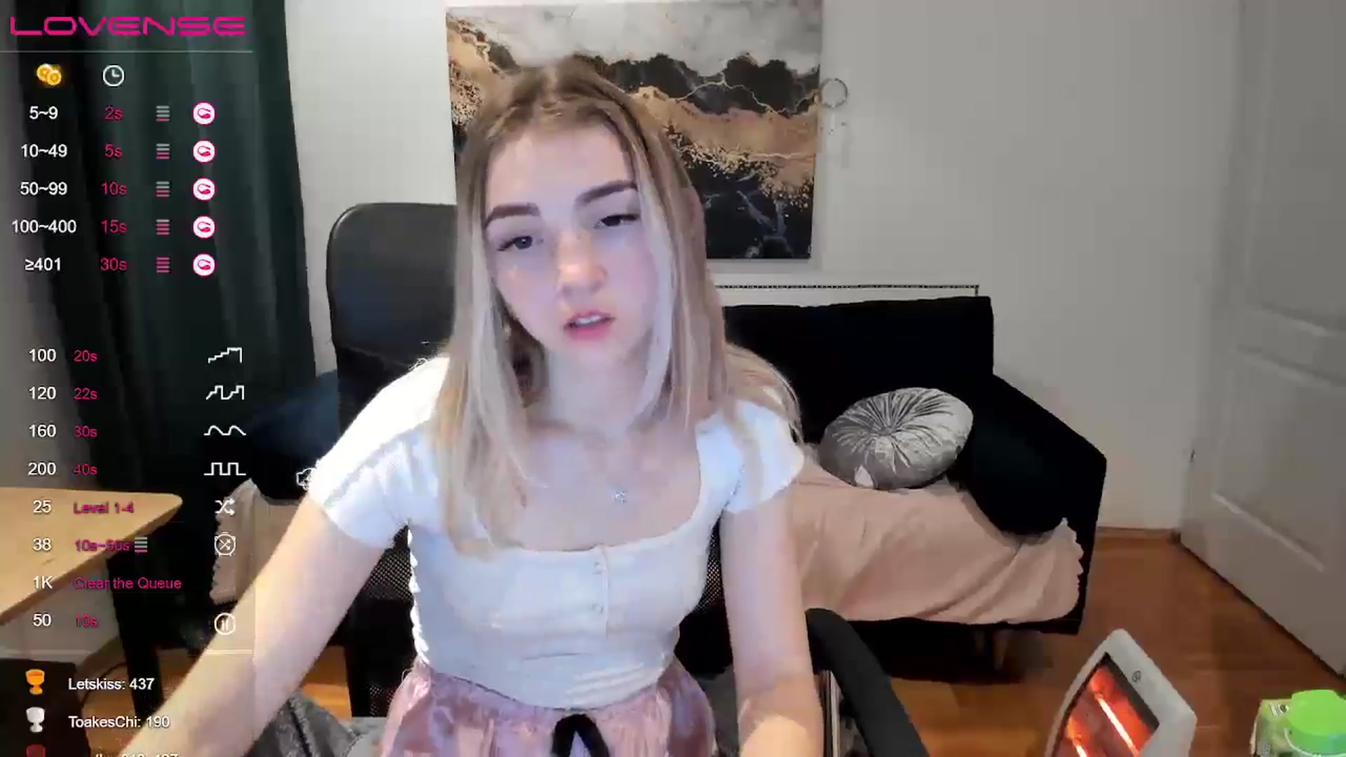 Gallery image thumbnail from Daisyy's myfreecams stream on, 10/20/2024, 17:35 image 16 of 20