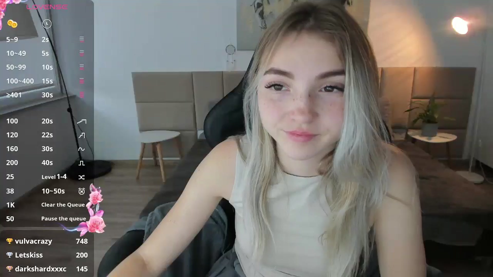 Gallery image thumbnail from Daisyy's myfreecams stream on, 10/22/2024, 15:40 image 13 of 20