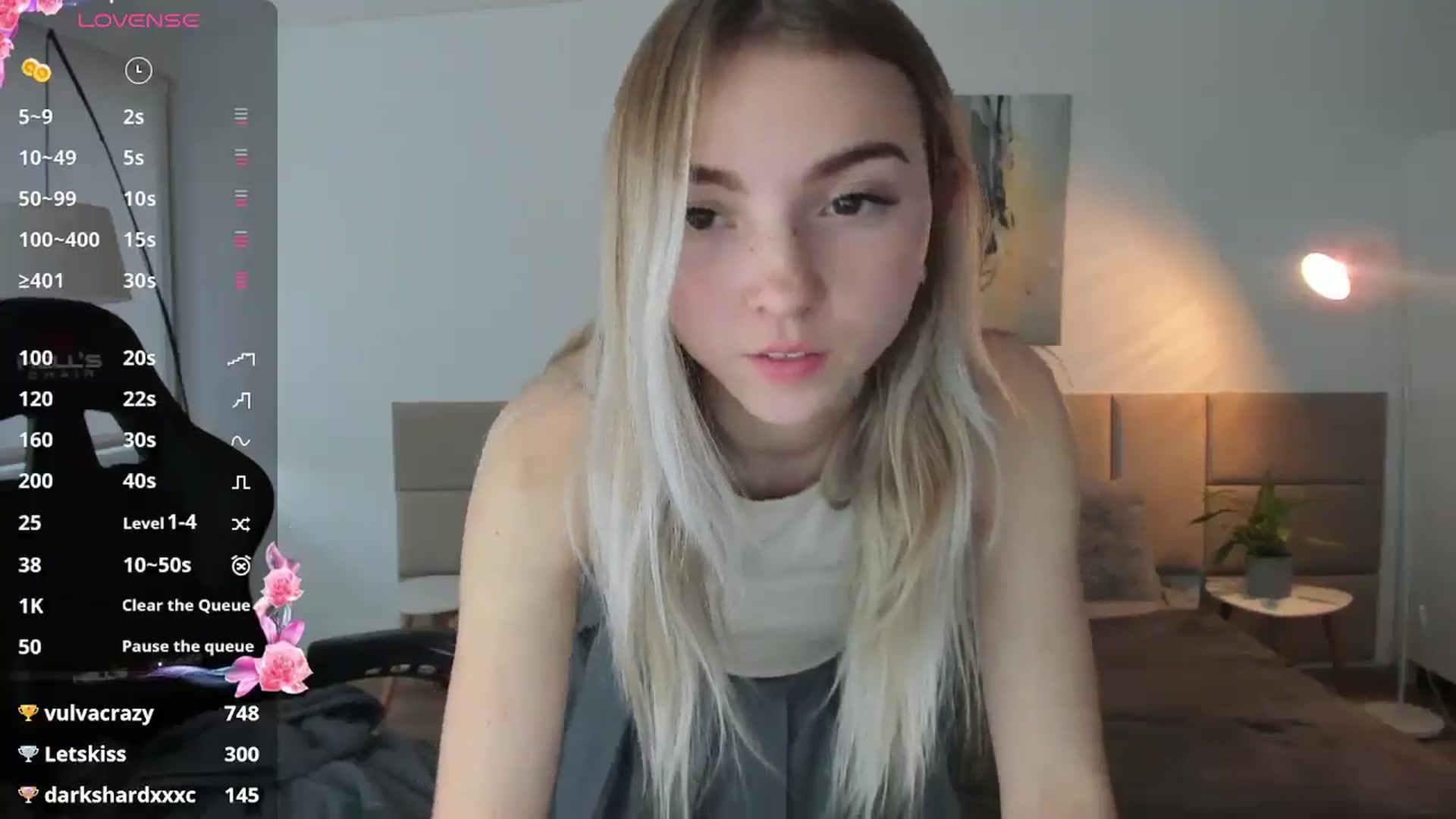 Gallery image thumbnail from Daisyy's myfreecams stream on, 10/22/2024, 15:40 image 16 of 20