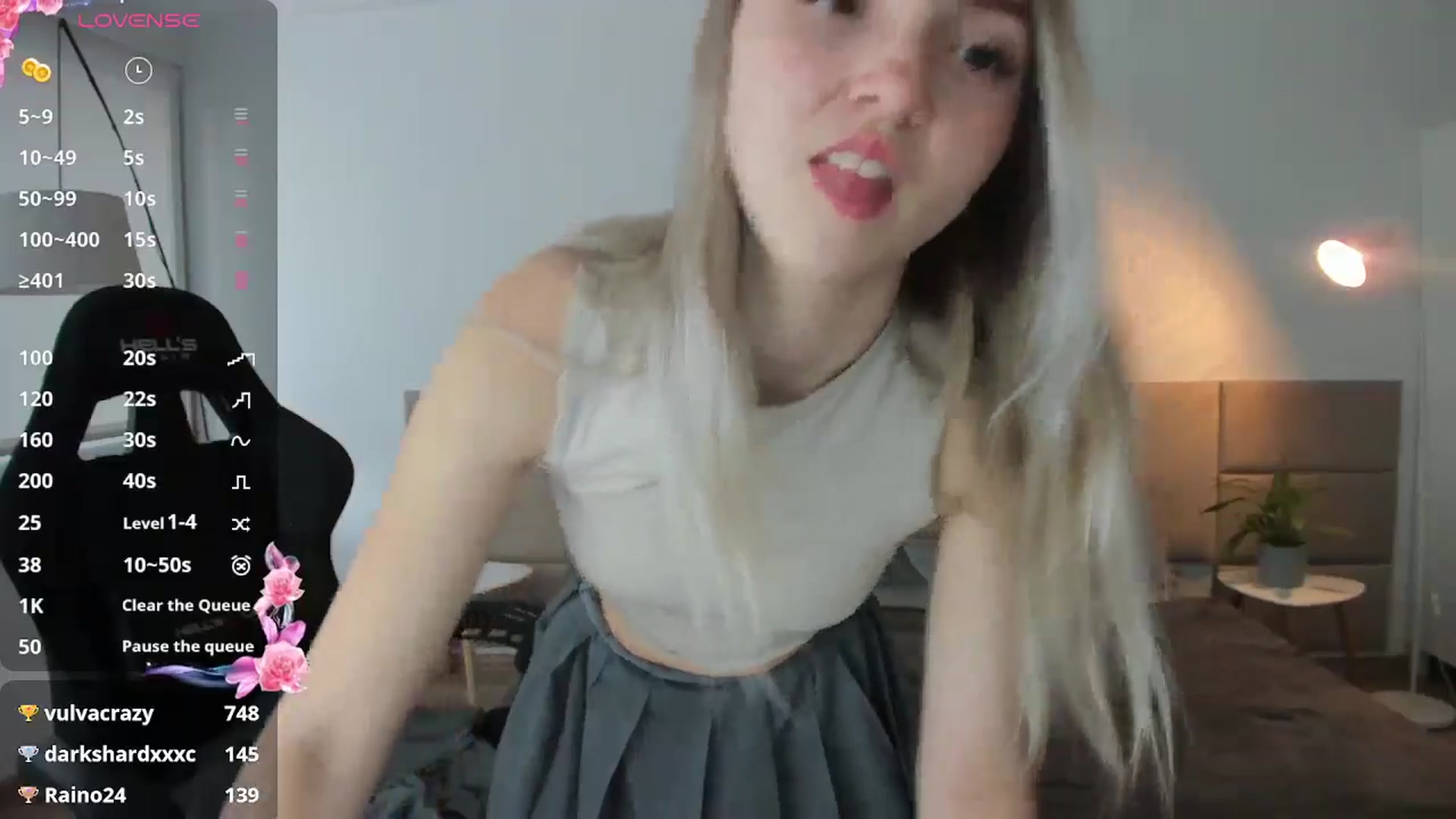 Gallery image thumbnail from Daisyy's myfreecams stream on, 10/22/2024, 15:40 image 5 of 20