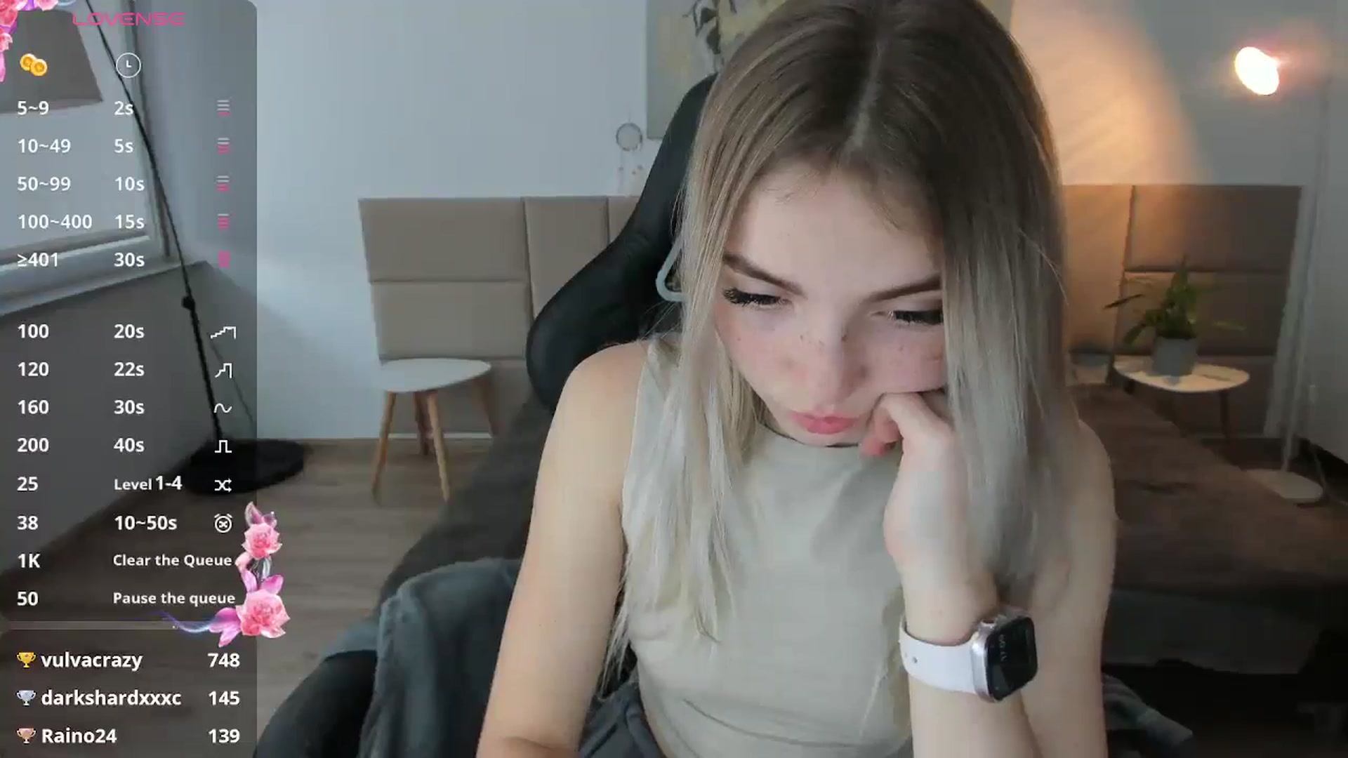 Gallery image thumbnail from Daisyy's myfreecams stream on, 10/22/2024, 15:40 image 8 of 20