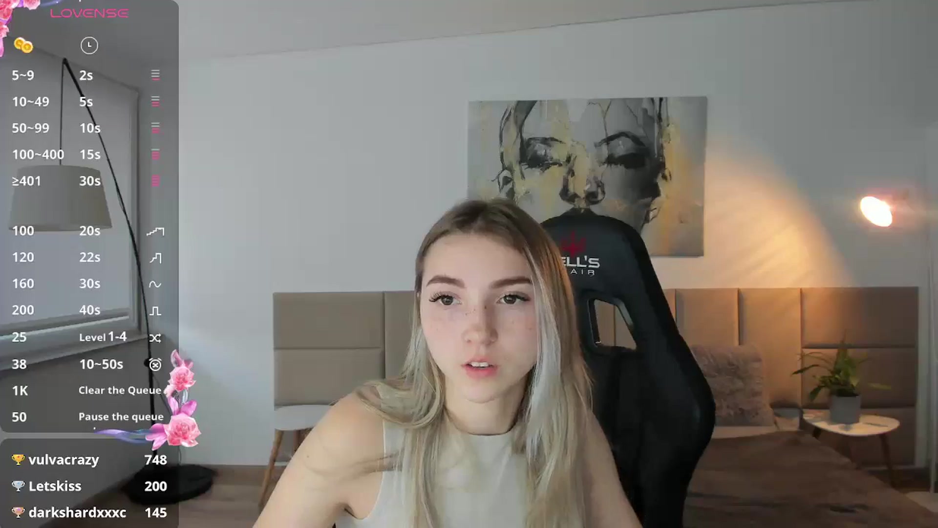 Gallery image thumbnail from Daisyy's myfreecams stream on, 10/22/2024, 15:40 image 14 of 20