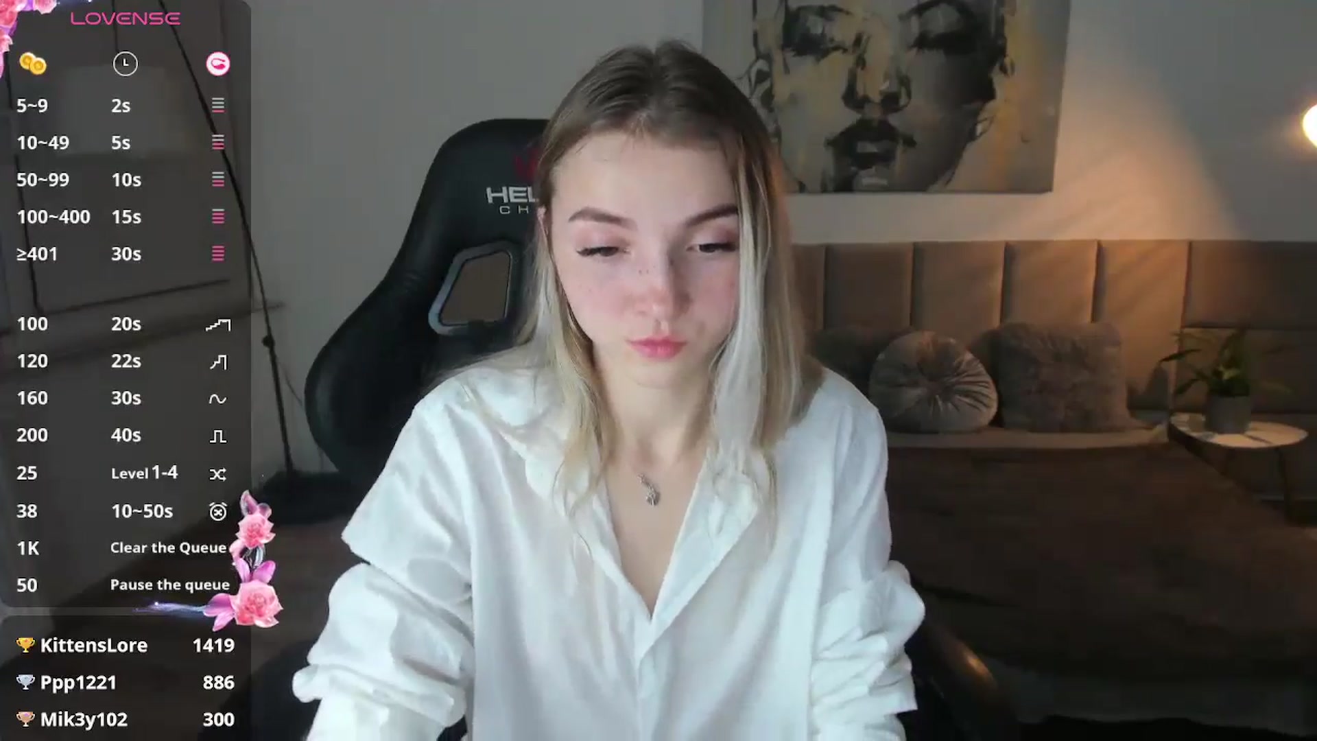 Gallery image thumbnail from Daisyy's myfreecams stream on, 10/23/2024, 20:14 image 17 of 20
