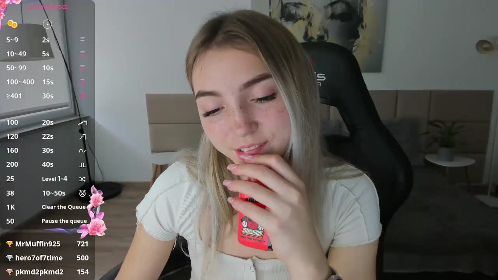 Gallery image thumbnail from Daisyy's myfreecams stream on, 10/26/2024, 14:38 image 12 of 20