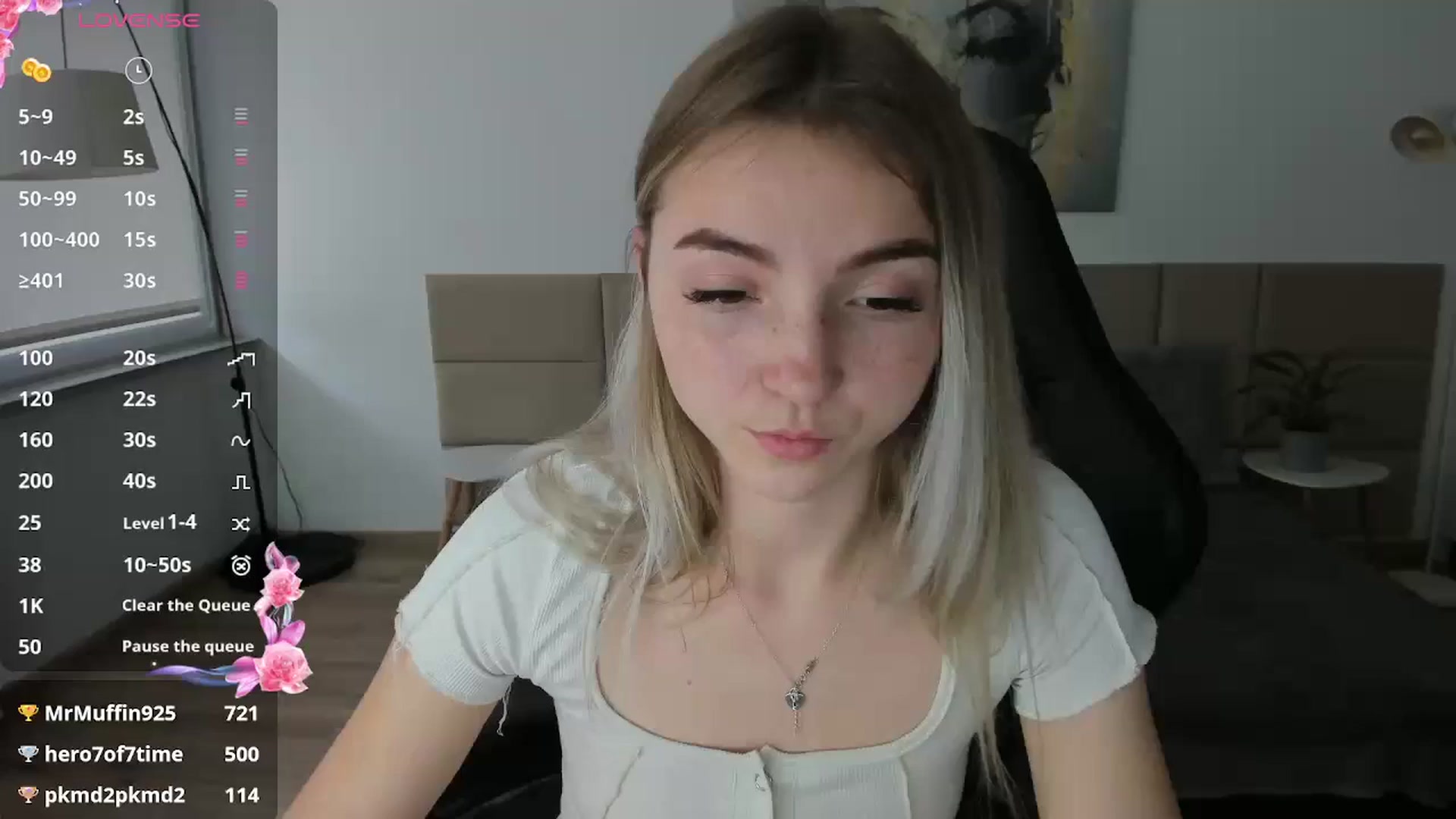 Gallery image thumbnail from Daisyy's myfreecams stream on, 10/26/2024, 14:38 image 9 of 20
