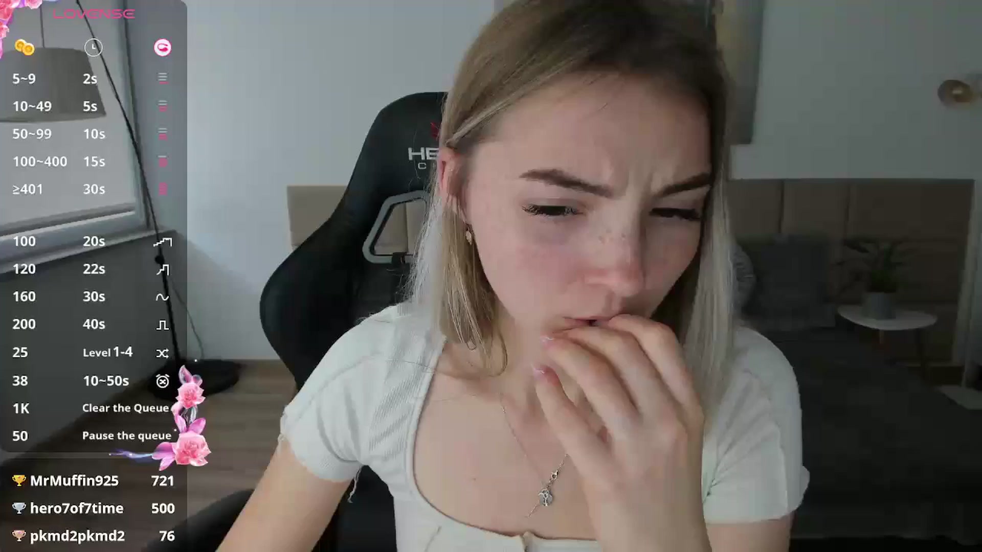 Gallery image thumbnail from Daisyy's myfreecams stream on, 10/26/2024, 14:38 image 7 of 20