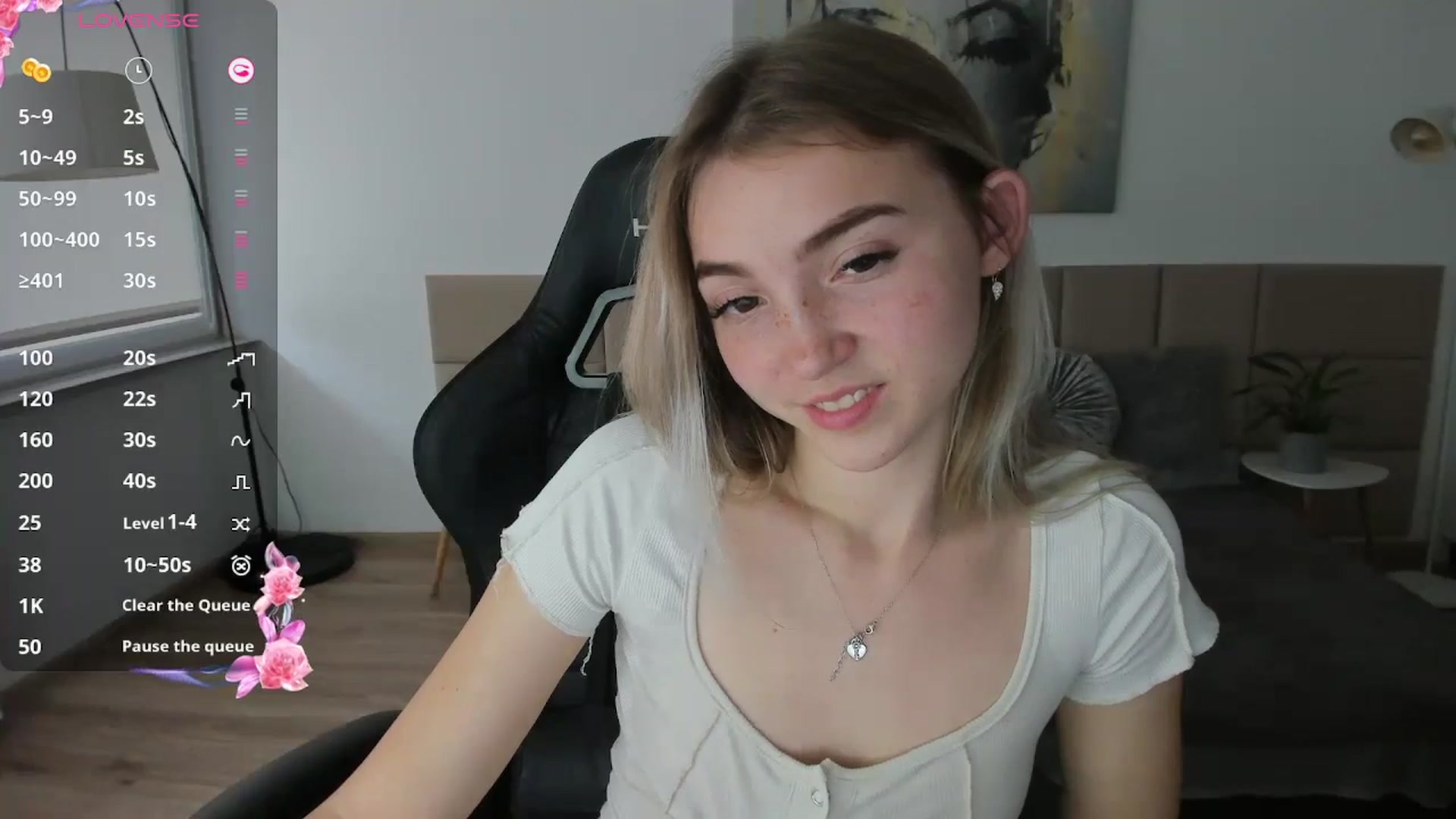 Gallery image thumbnail from Daisyy's myfreecams stream on, 10/26/2024, 14:38 image 6 of 20