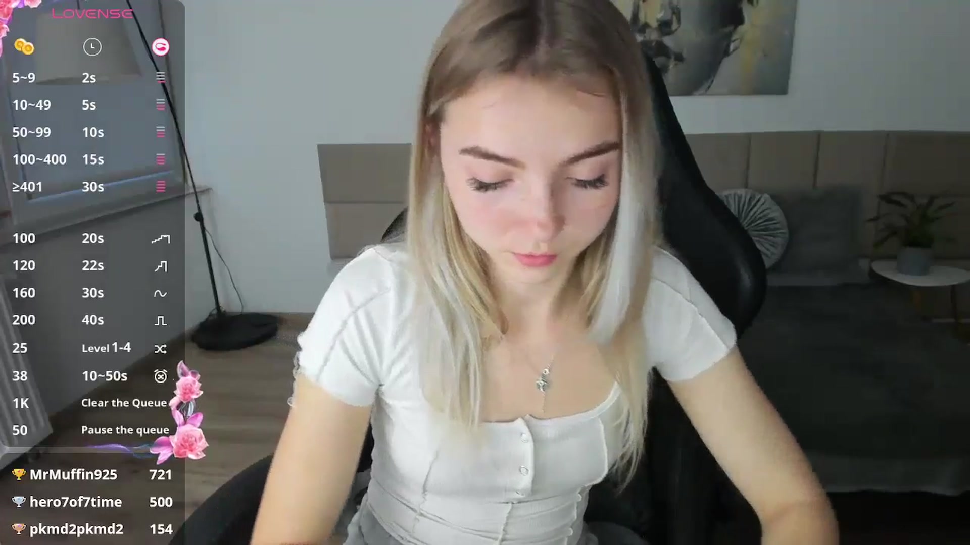 Gallery image thumbnail from Daisyy's myfreecams stream on, 10/26/2024, 15:35 image 3 of 20