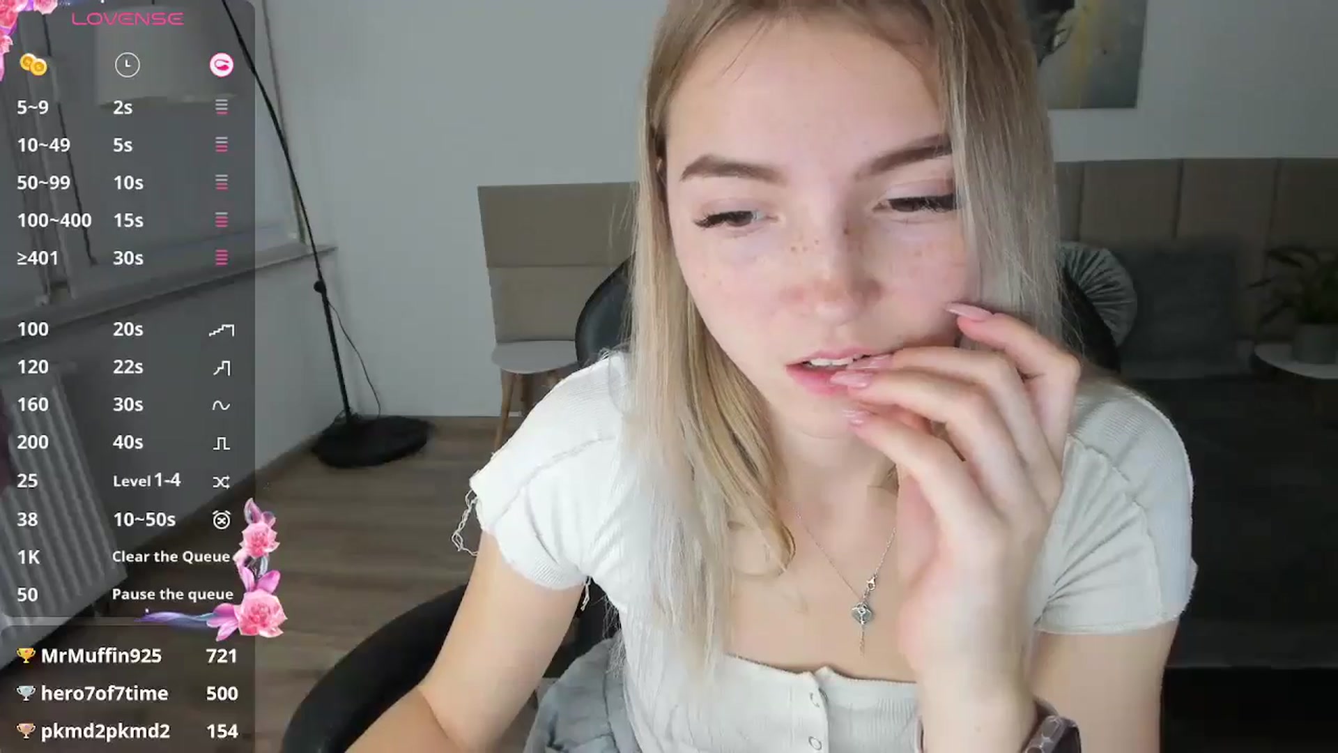 Gallery image thumbnail from Daisyy's myfreecams stream on, 10/26/2024, 15:35 image 20 of 20