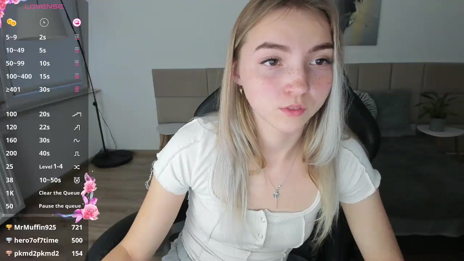 Gallery image thumbnail from Daisyy's myfreecams stream on, 10/26/2024, 15:35 image 5 of 20