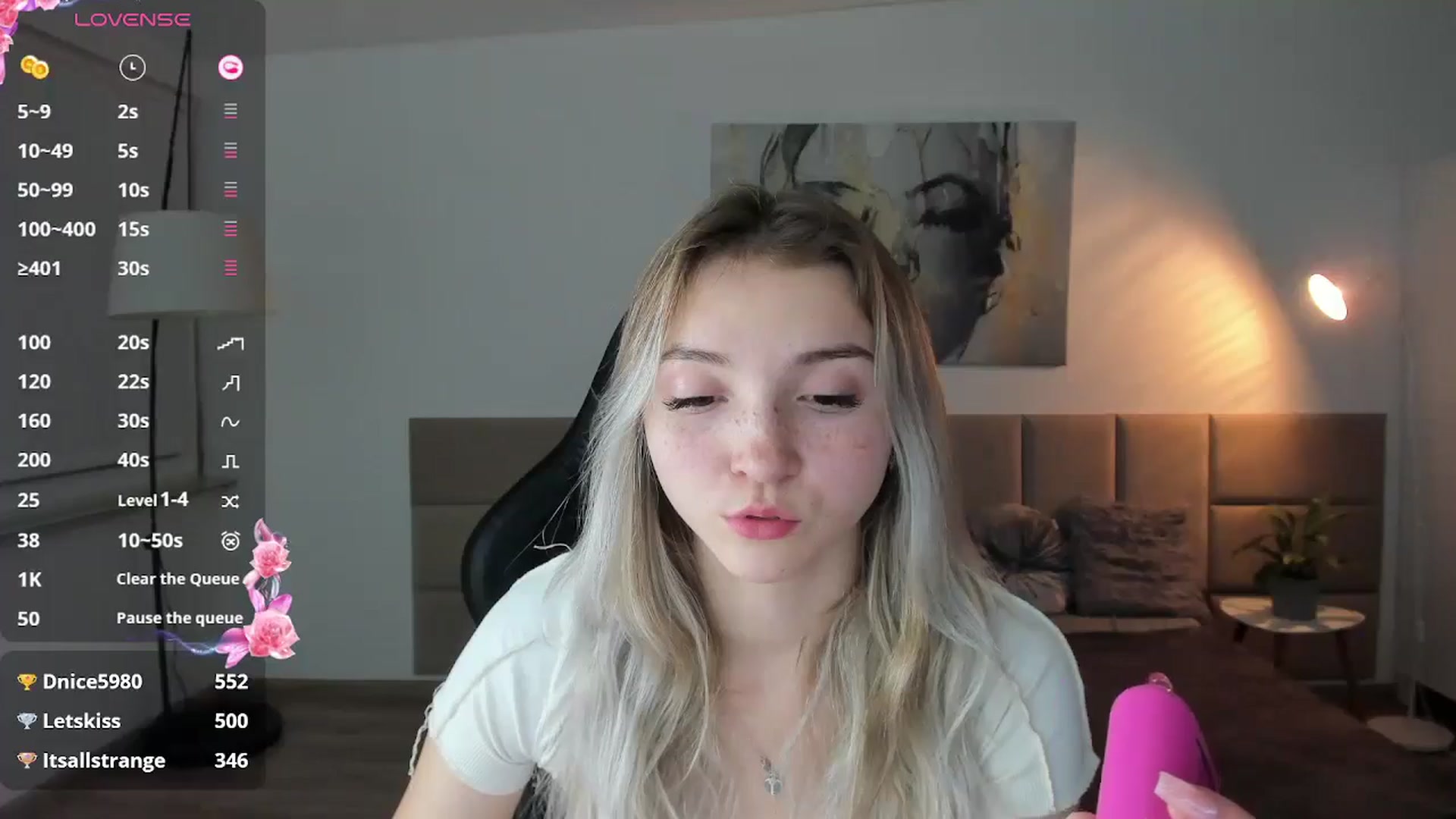 Gallery image thumbnail from Daisyy's myfreecams stream on, 10/29/2024, 21:35 image 12 of 20