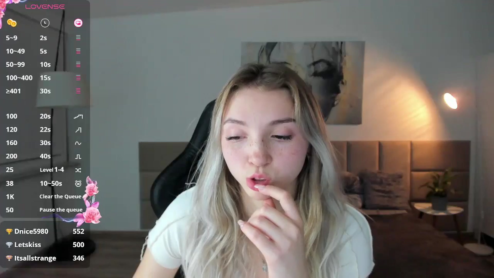 Gallery image thumbnail from Daisyy's myfreecams stream on, 10/29/2024, 21:35 image 11 of 20