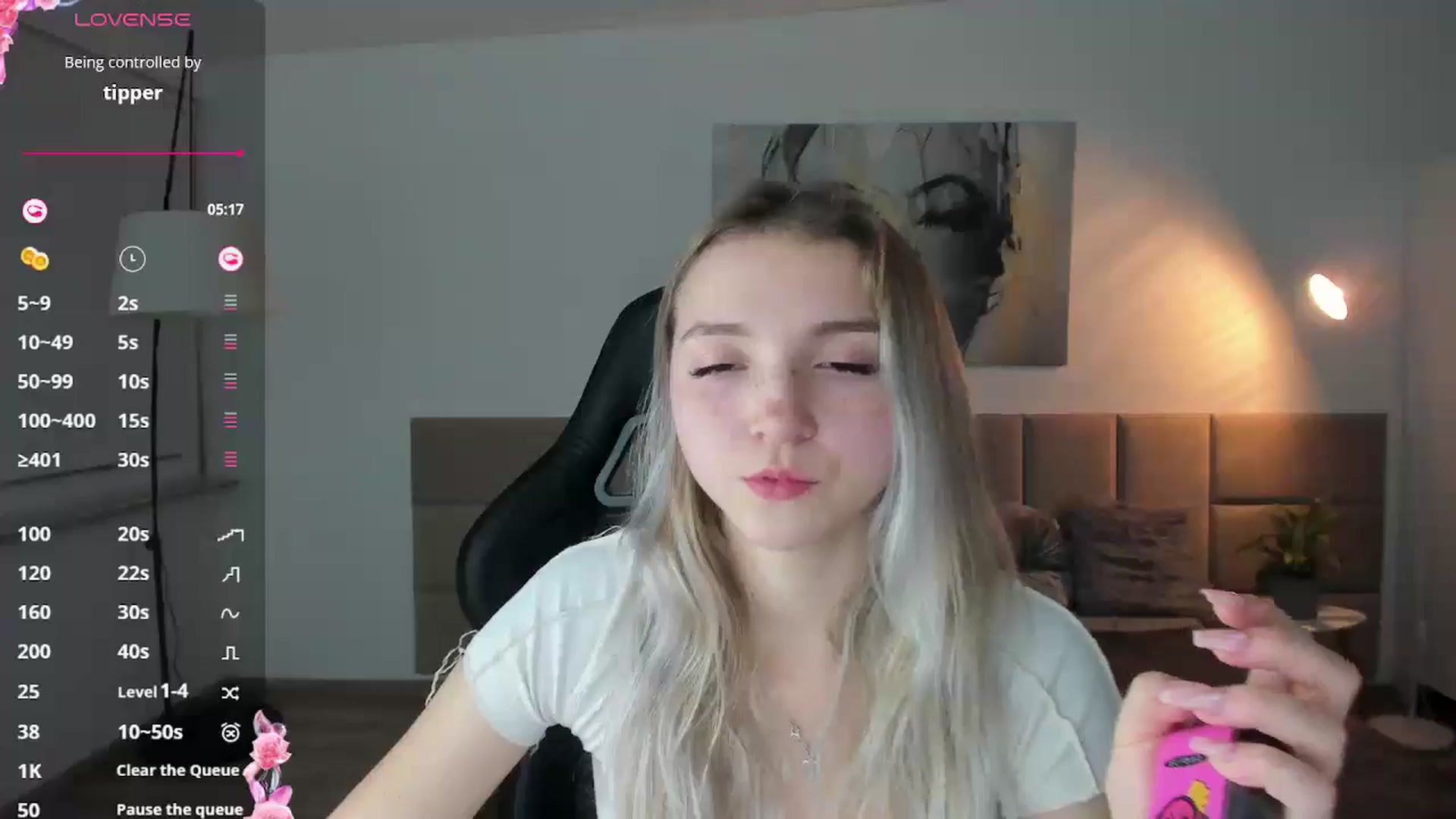 Gallery image thumbnail from Daisyy's myfreecams stream on, 10/29/2024, 21:35 image 17 of 20