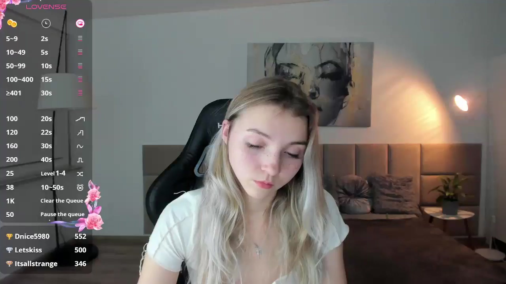 Gallery image thumbnail from Daisyy's myfreecams stream on, 10/29/2024, 21:35 image 13 of 20