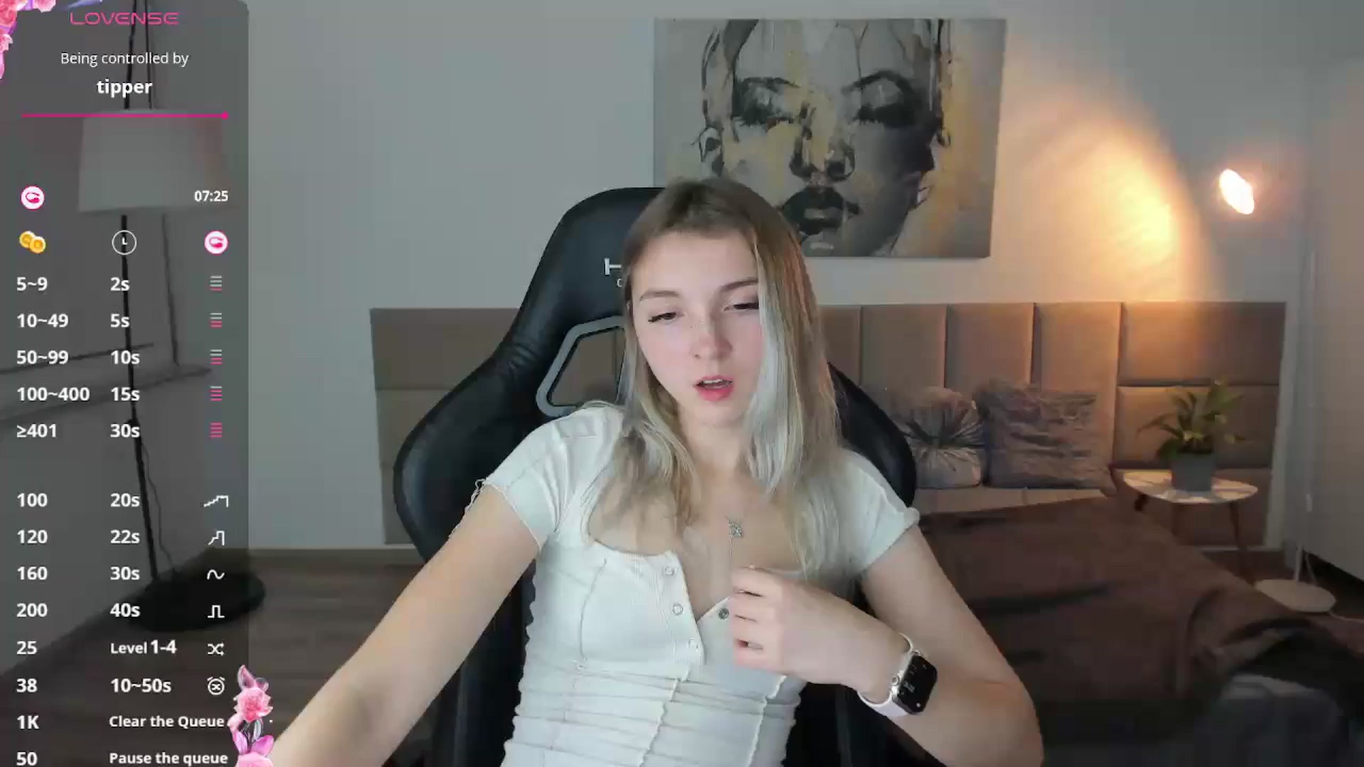 Gallery image thumbnail from Daisyy's myfreecams stream on, 10/29/2024, 21:35 image 1 of 20