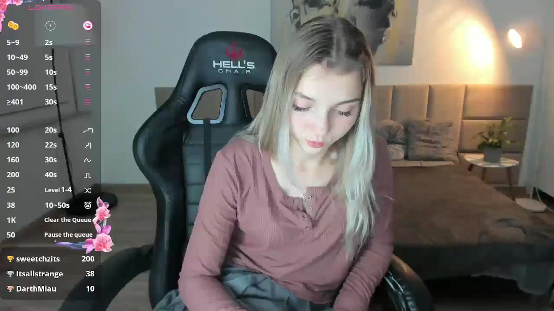 Gallery image thumbnail from Daisyy's myfreecams stream on, 10/30/2024, 18:05 image 2 of 20