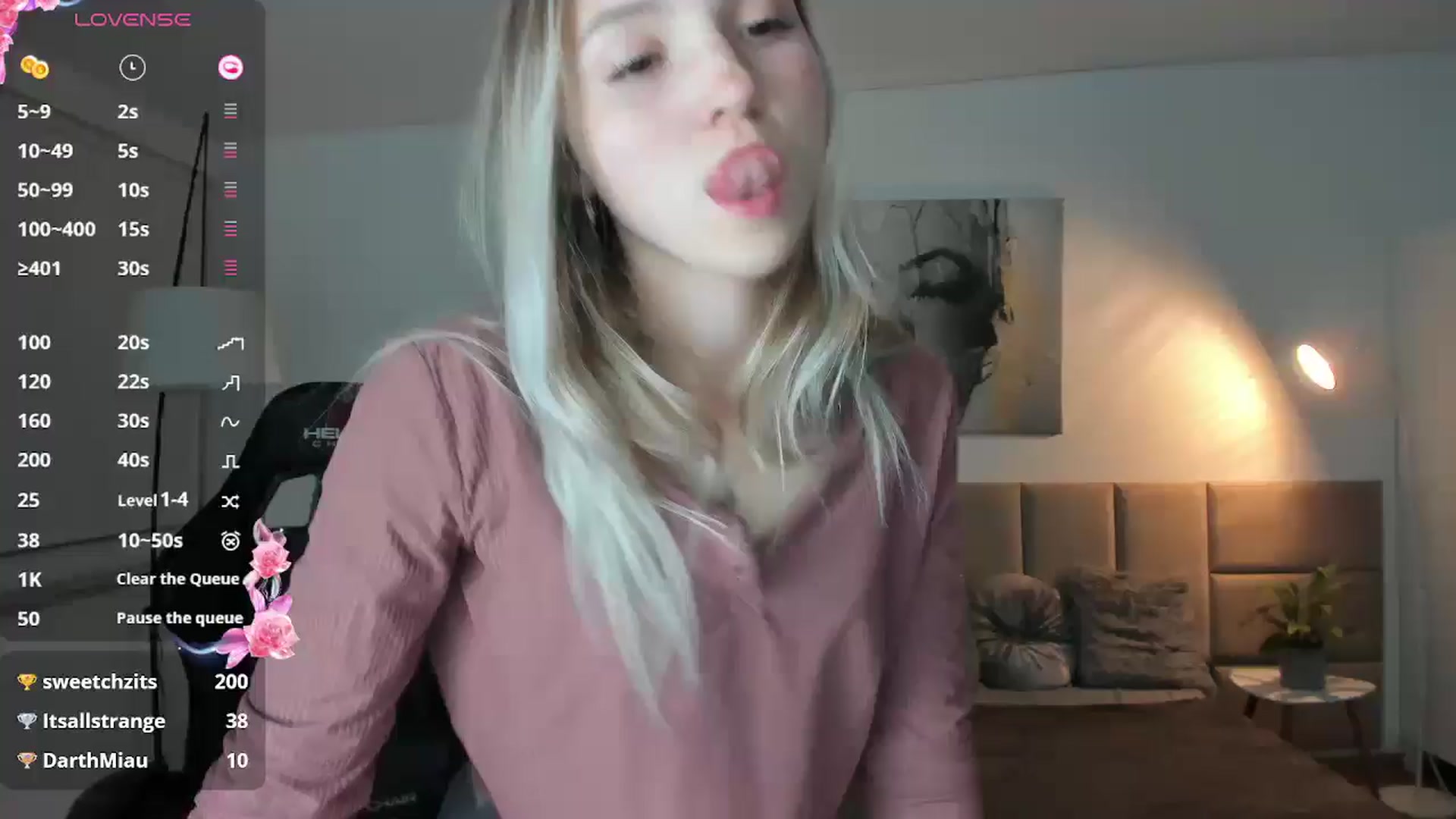 Gallery image thumbnail from Daisyy's myfreecams stream on, 10/30/2024, 18:40 image 8 of 20