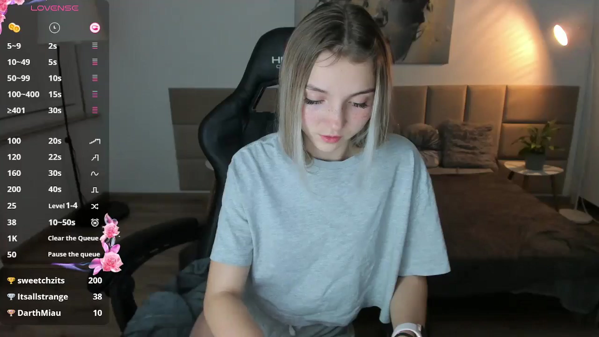 Gallery image thumbnail from Daisyy's myfreecams stream on, 10/30/2024, 18:40 image 14 of 20