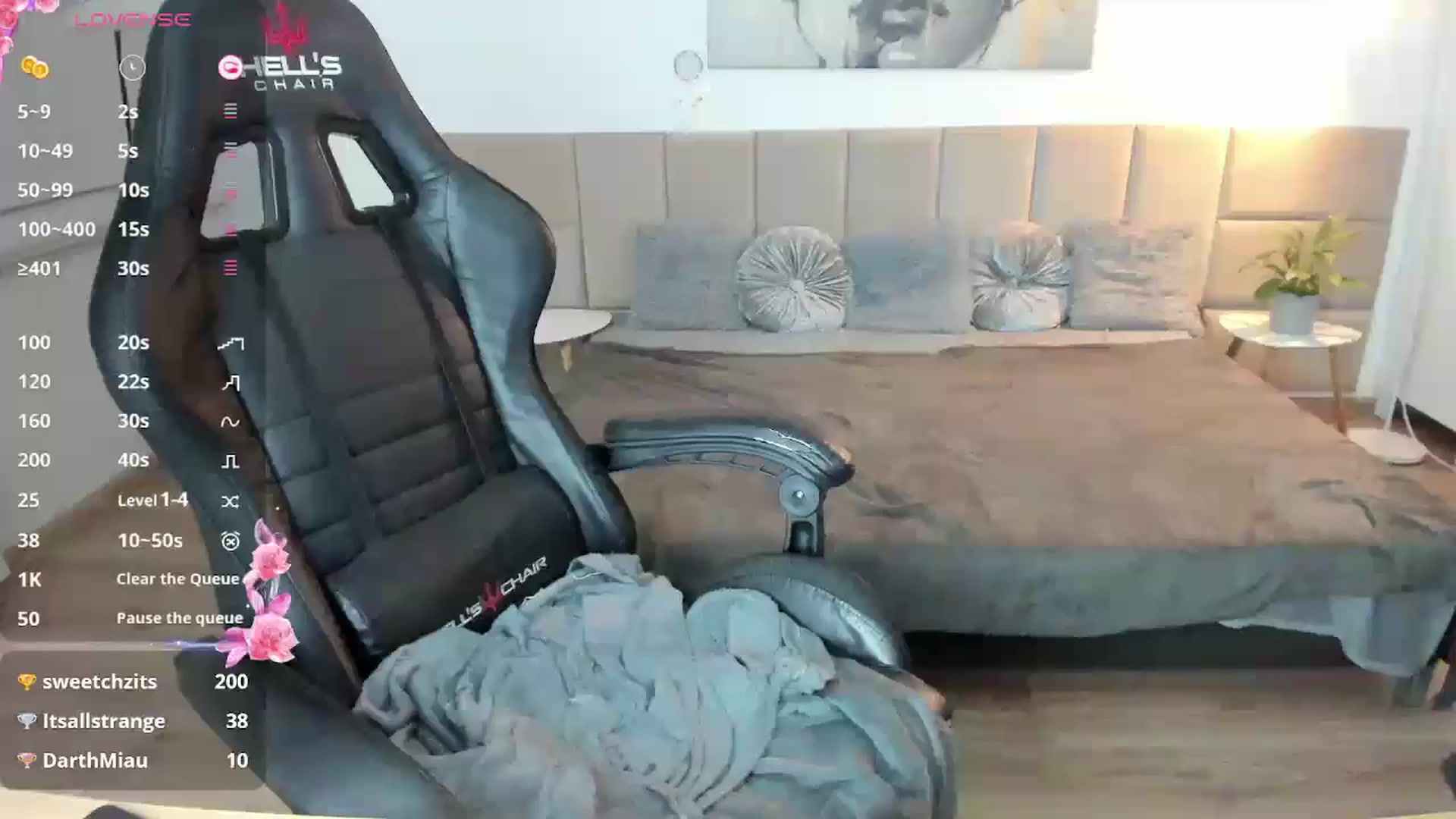 Gallery image thumbnail from Daisyy's myfreecams stream on, 10/30/2024, 18:40 image 11 of 20