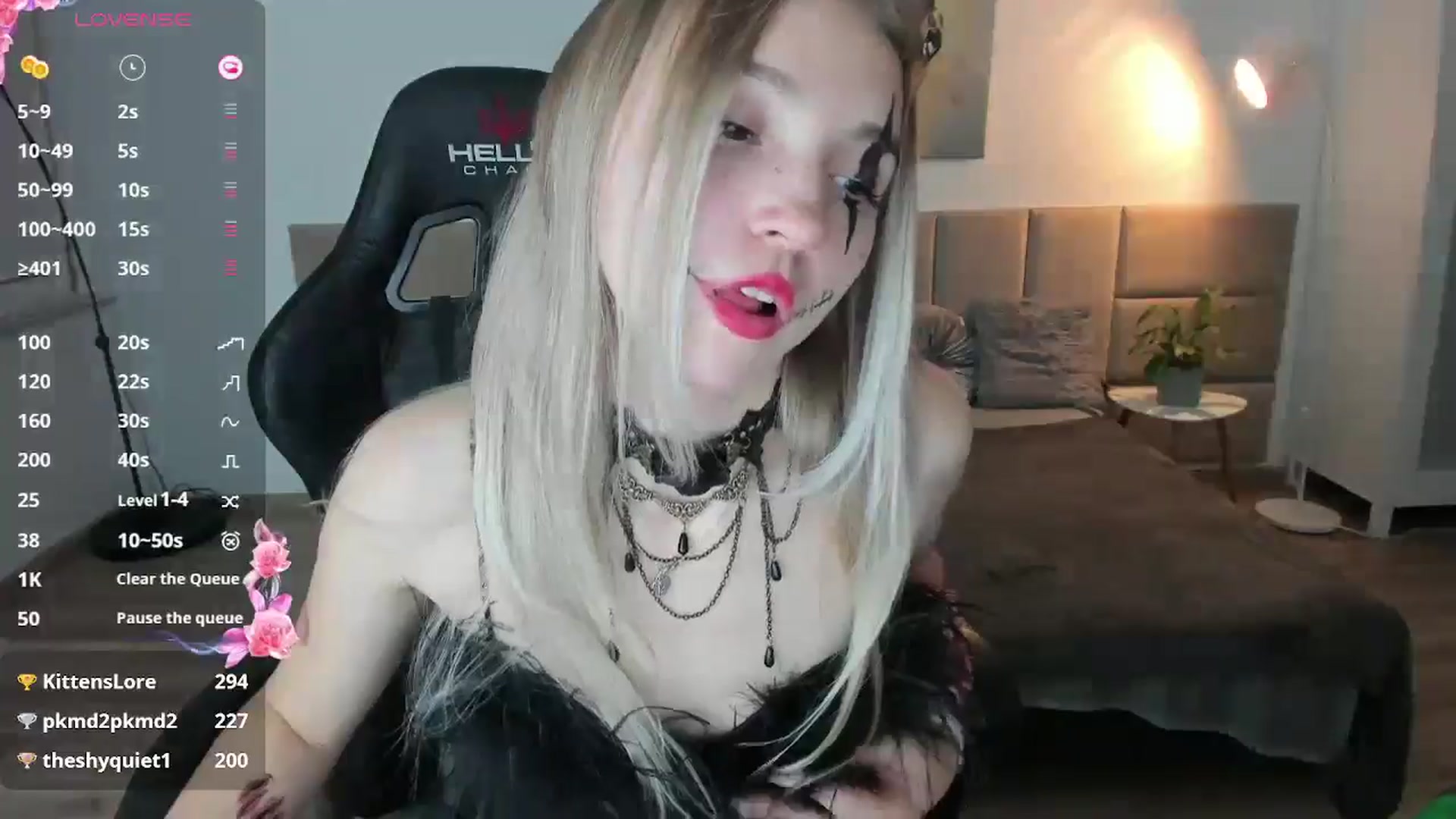 Gallery image thumbnail from Daisyy's myfreecams stream on, 10/31/2024, 18:34 image 13 of 20