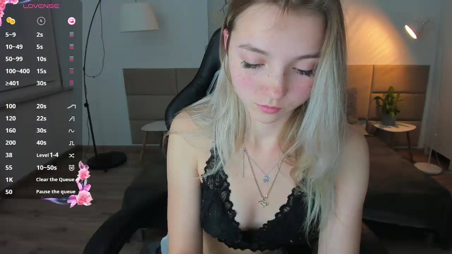 Gallery image thumbnail from Daisyy's myfreecams stream on, 11/06/2024, 16:20 image 17 of 20
